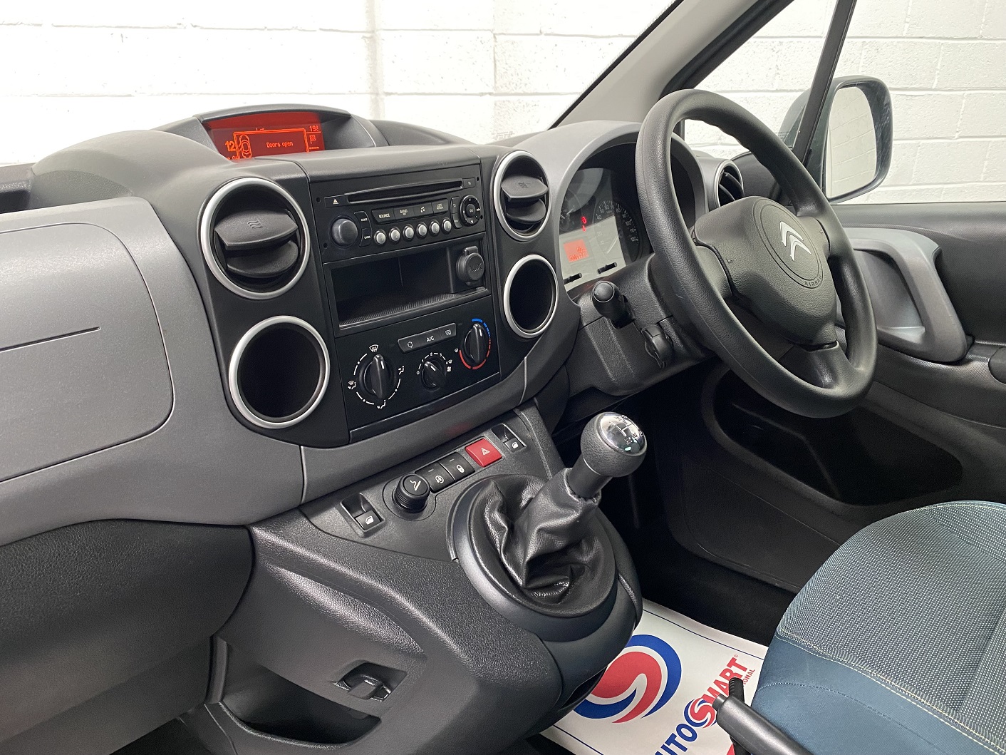 Used WAV Citroen Berlingo G M Coachworks Disabled Access WAV Cars For Sale Bristol Wheelchair Accessible Vehicles Used For Sale Somerset Devon Dorset Bath WA18EWL 13