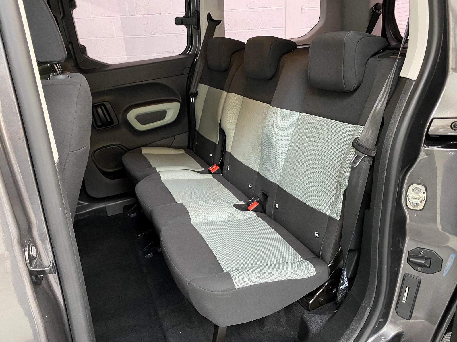 Used WAV Citroen Berlingo XL Automatic Disabled Access WAV Cars For Sale Bristol Wheelchair Accessible Vehicles Used For Sale Somerset Devon Dorset Bath NK69 DWM 11