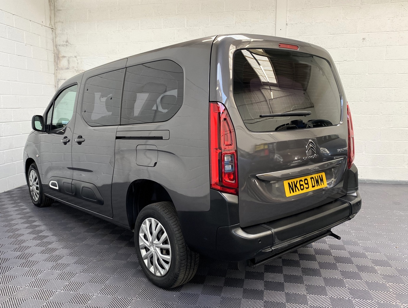 Used WAV Citroen Berlingo XL Automatic Disabled Access WAV Cars For Sale Bristol Wheelchair Accessible Vehicles Used For Sale Somerset Devon Dorset Bath NK69 DWM 13