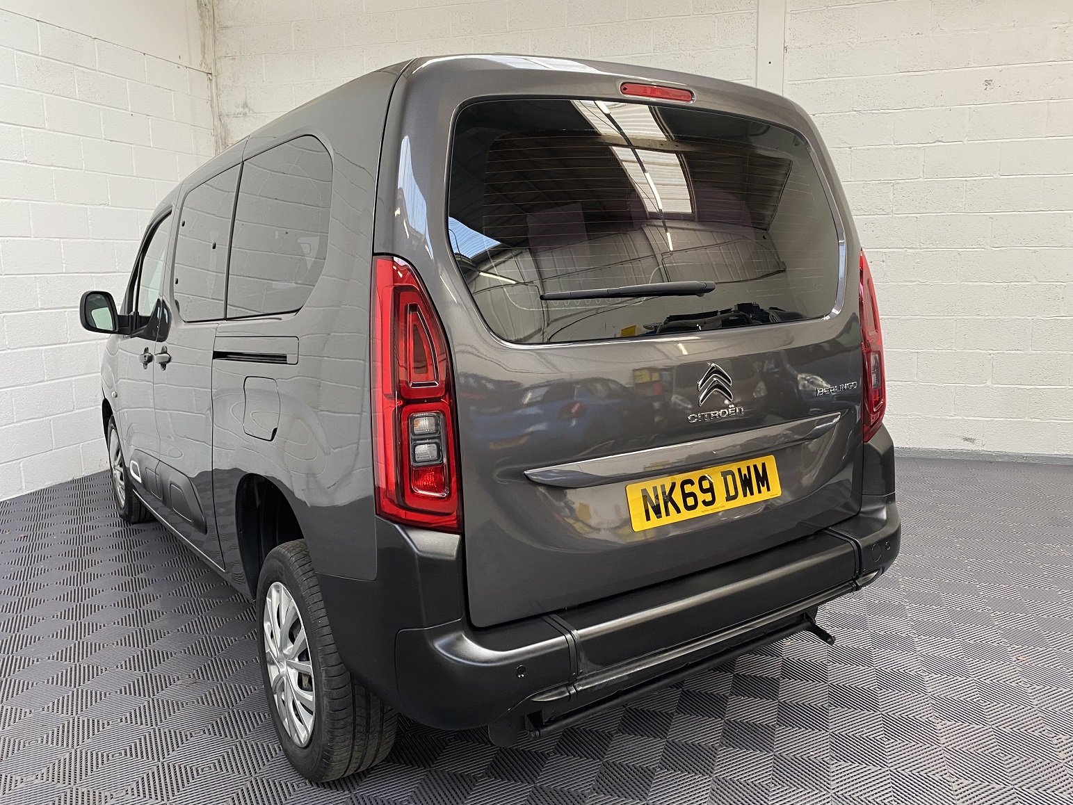 Used WAV Citroen Berlingo XL Automatic Disabled Access WAV Cars For Sale Bristol Wheelchair Accessible Vehicles Used For Sale Somerset Devon Dorset Bath NK69 DWM 15
