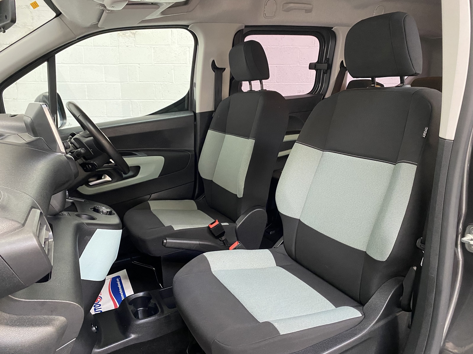 Used WAV Citroen Berlingo XL Automatic Disabled Access WAV Cars For Sale Bristol Wheelchair Accessible Vehicles Used For Sale Somerset Devon Dorset Bath NK69 DWM 9