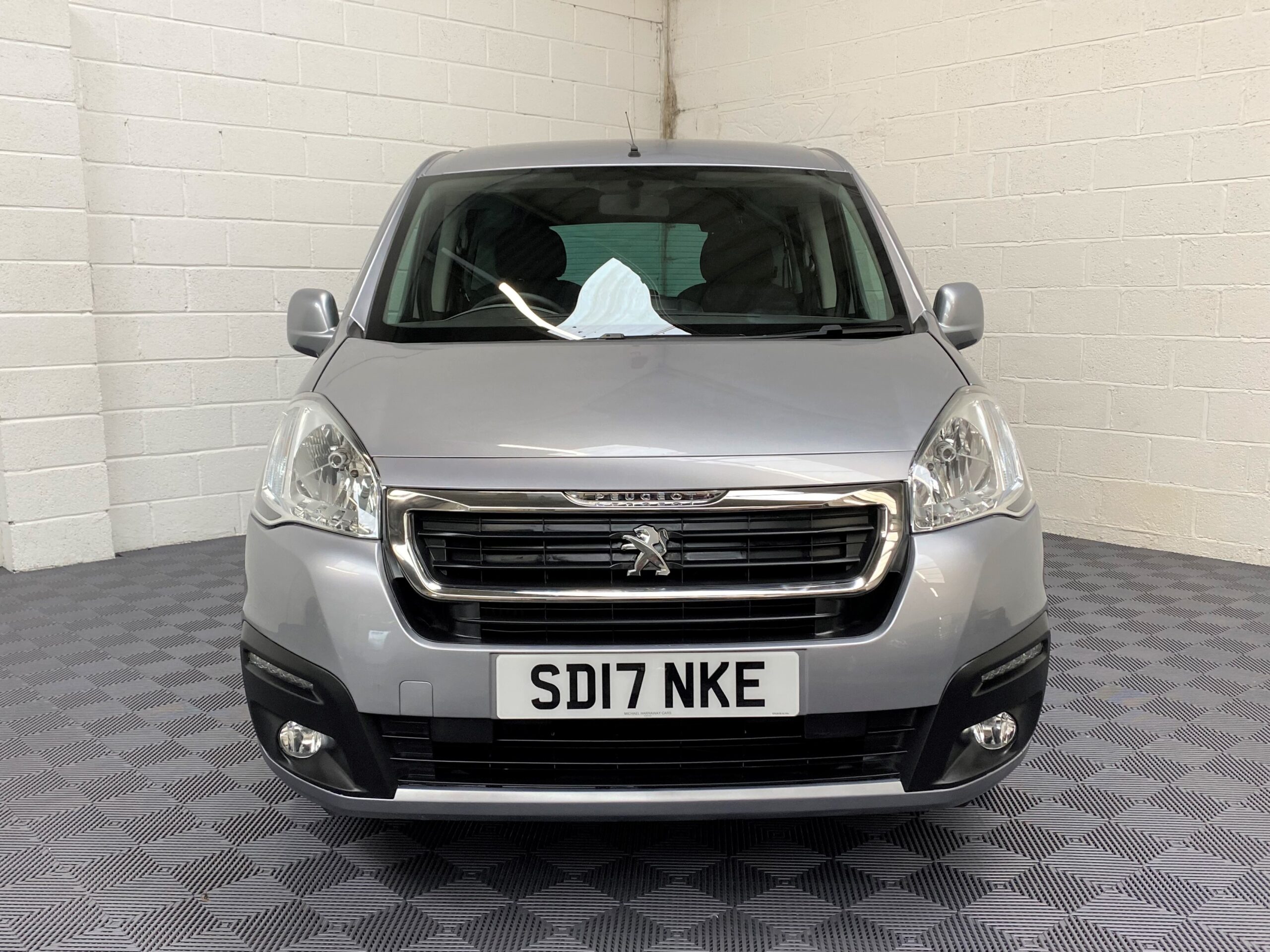 Used Peugeot Partner WAV Cars For Sale Bristol Wheelchair Accessible Vehicles Used For Sale Somerset Devon Dorset Bath SD17 NKE 20