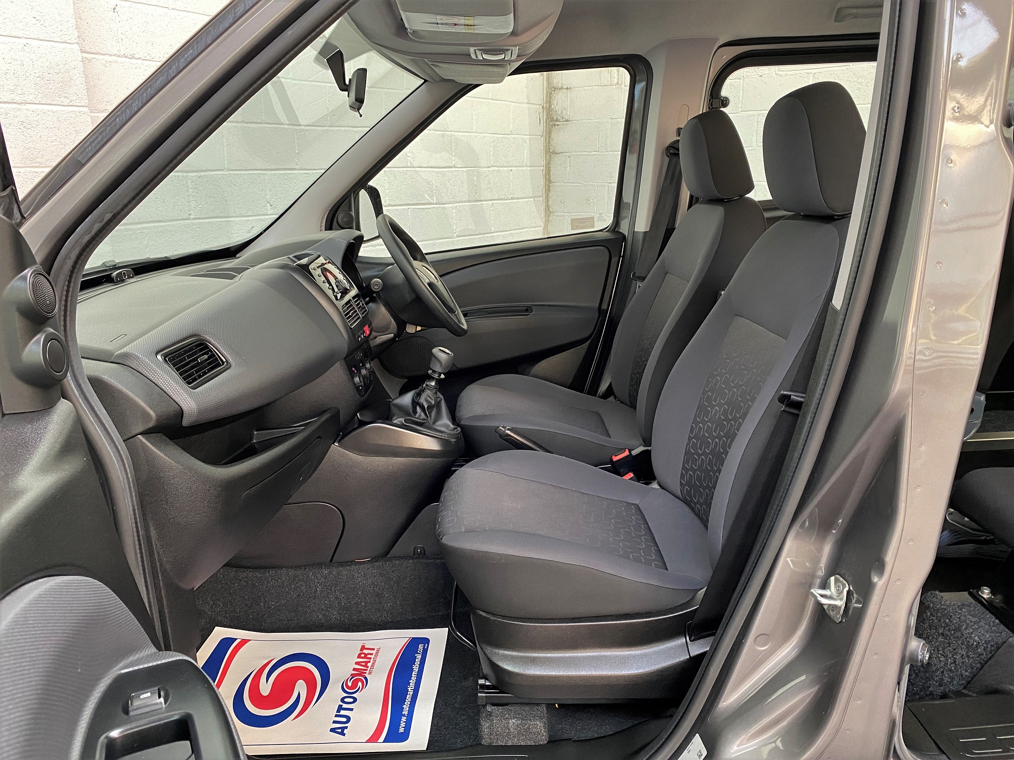 Used Fiat Doblo petrol WAV Cars For Sale Bristol Wheelchair Accessible Vehicles Used For Sale Somerset Devon Dorset Bath MX18 YOV 10