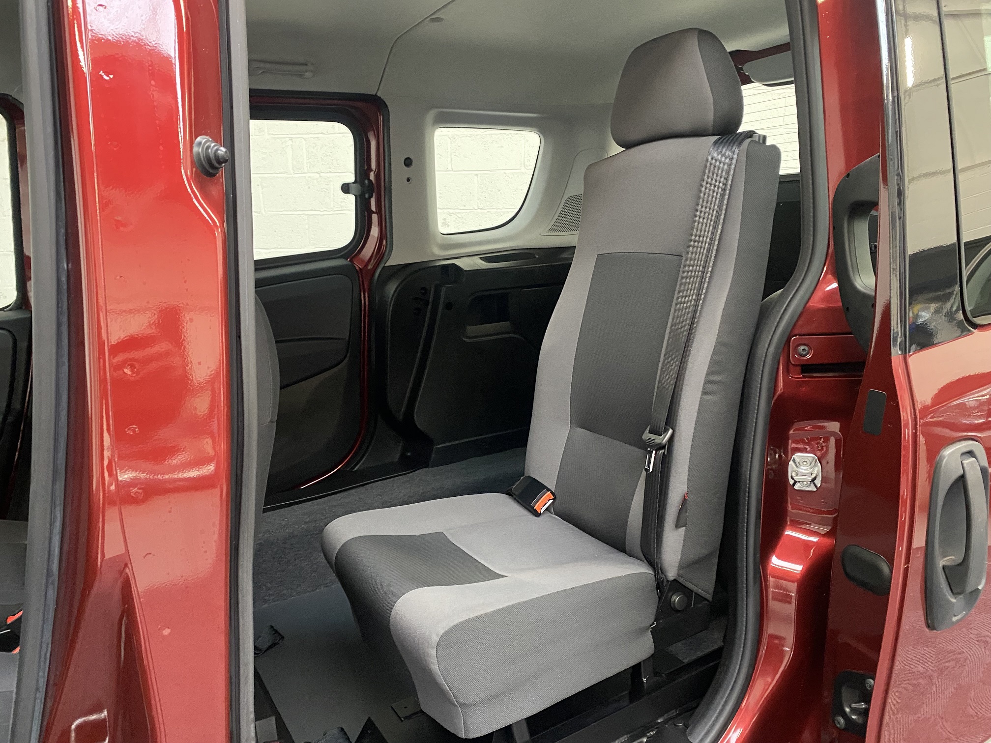 Fiat Doblo WAV Van YW17 LRO (9) Used Fiat Doblo WAV Cars For Sale Bristol Wheelchair Accessible Vehicles Used For Sale Somerset Devon Dorset Bath YW17 LRO 9