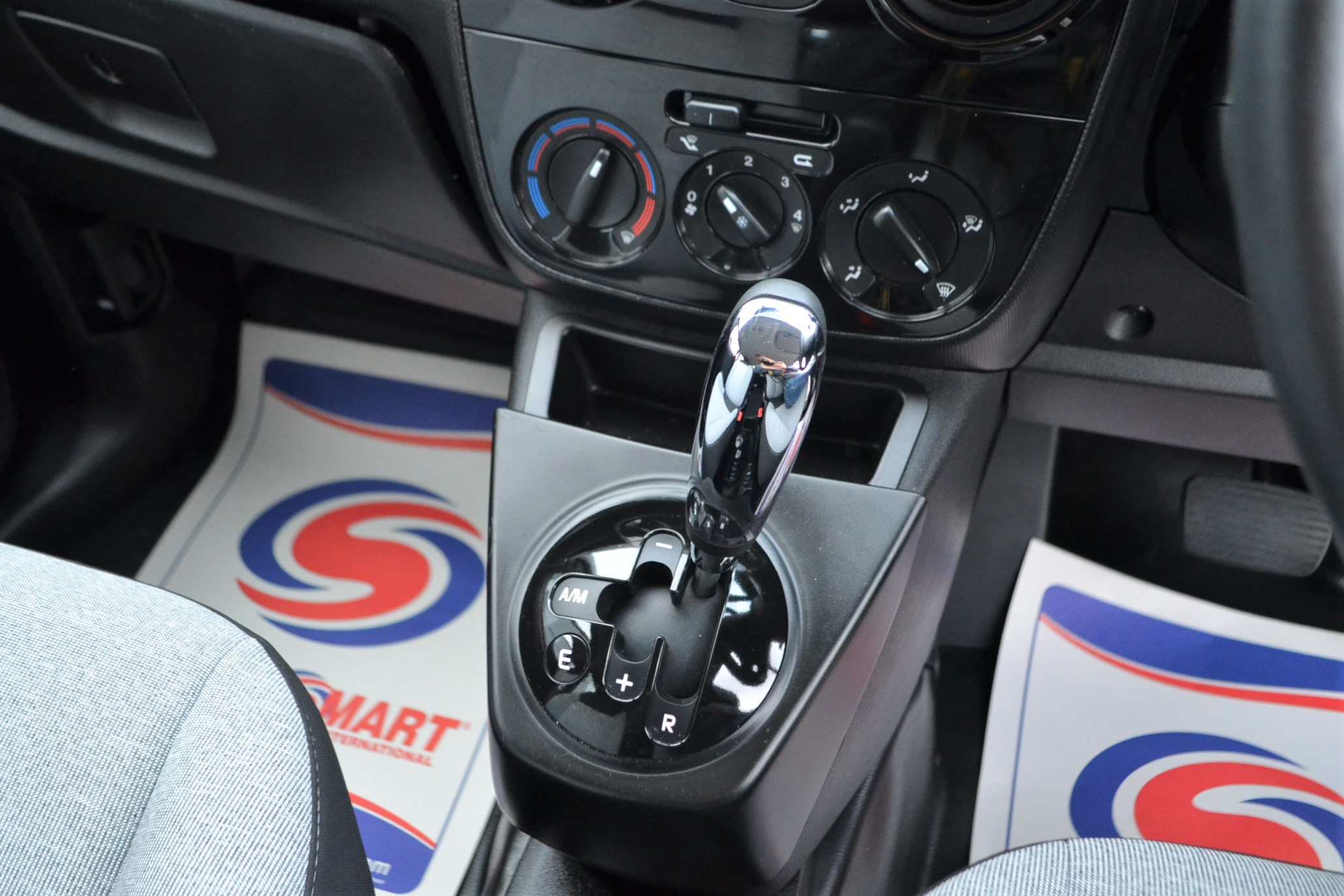 Disabled Cars For Sale Bristol Wheelchair Accessible Vehicles Used For Sale Somerset Devon Dorset Bath Peugeot Partner YY67 UAH 12