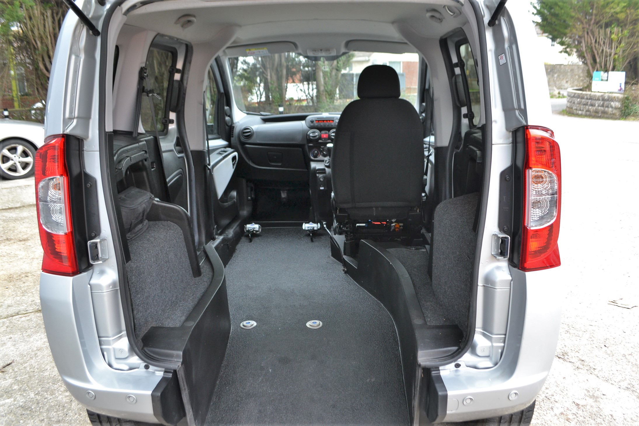 Fiat Qubo 1.4 MyLife Wheelchair Passenger Up-Front 2015/15