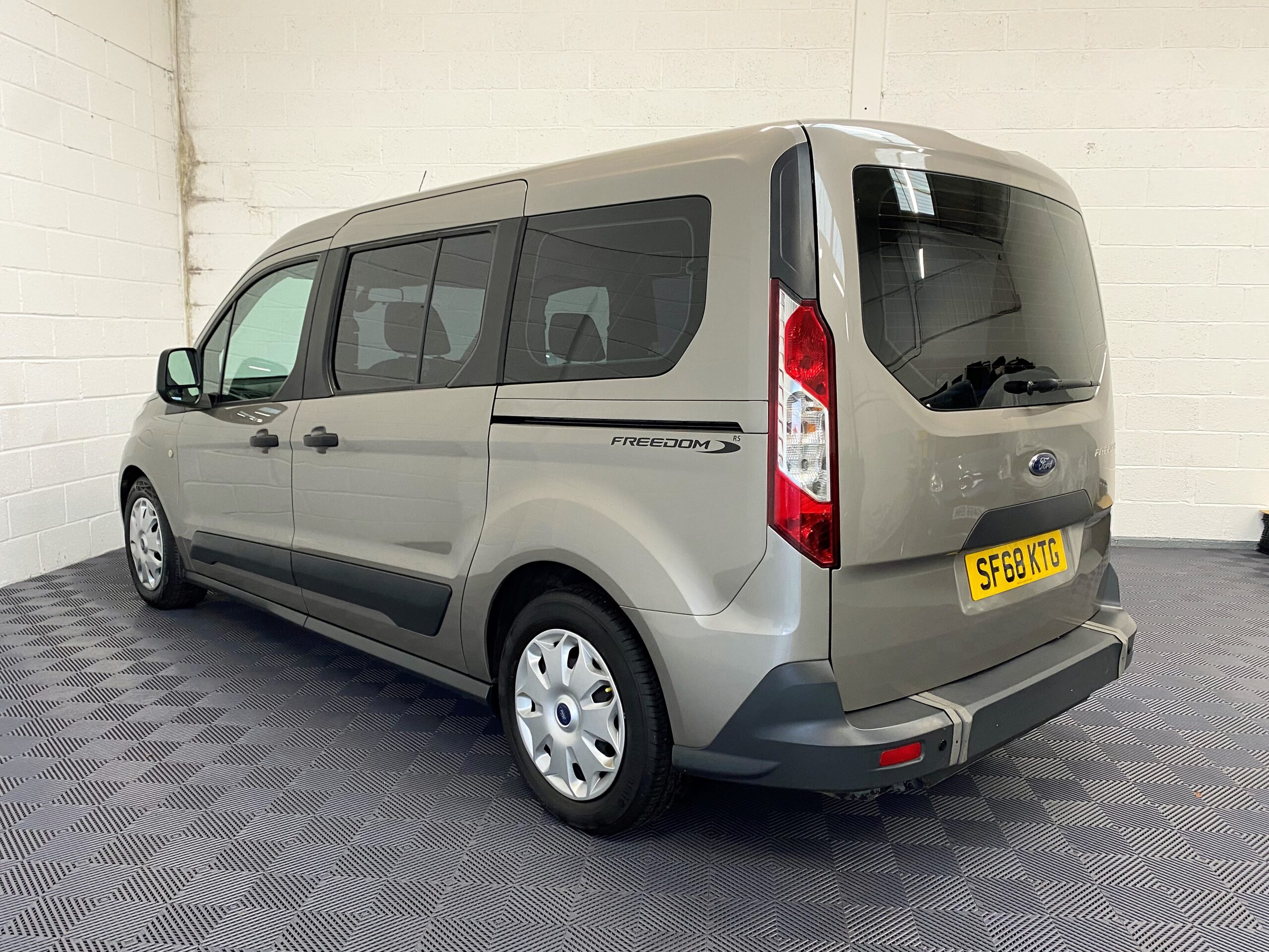 Used Ford Grand Tourneo Connect Automatic WAV Cars For Sale Bristol Wheelchair Accessible Vehicles Used For Sale Somerset Devon Dorset Bath SF68 KTG 11