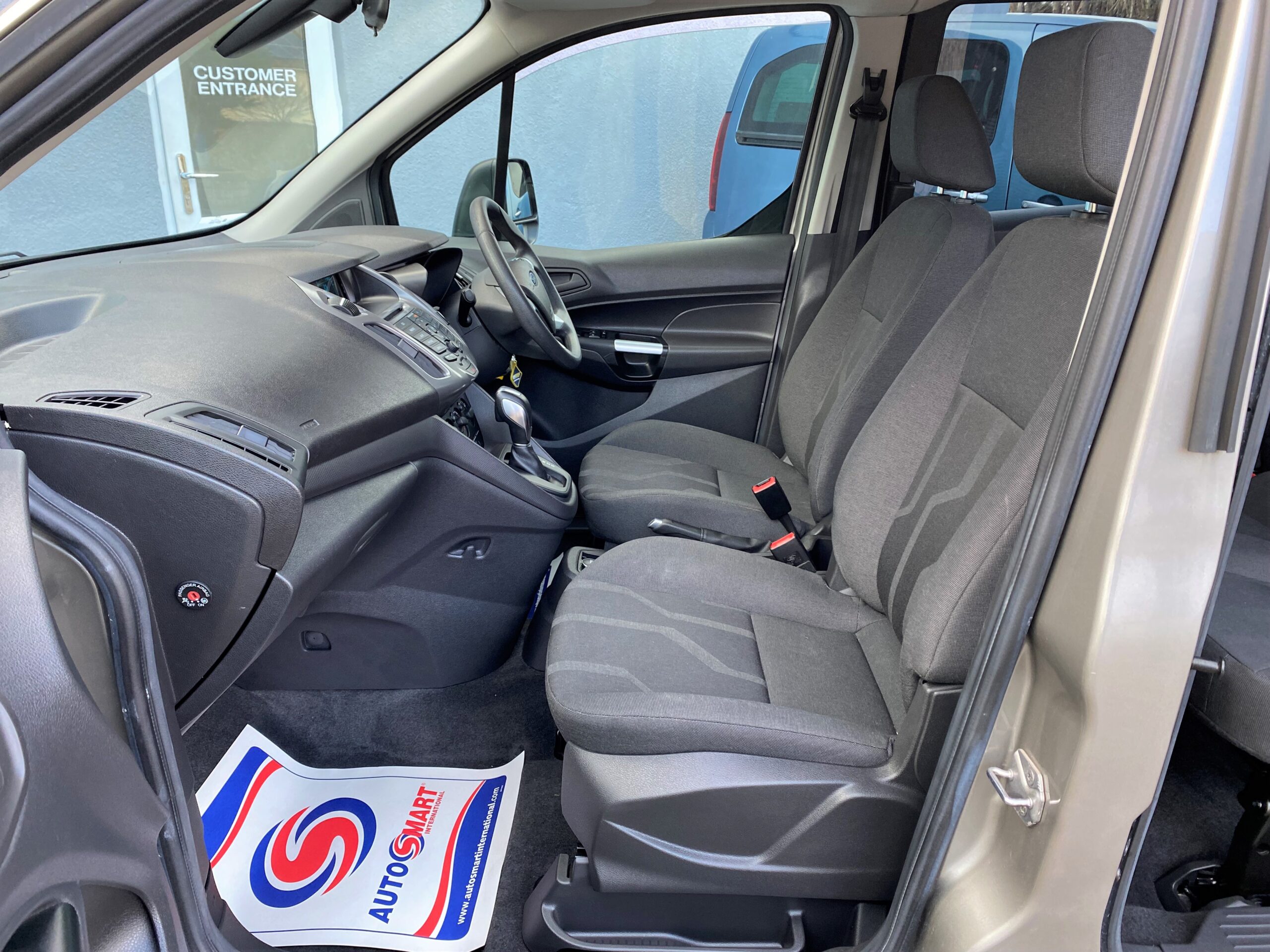 Used Ford Grand Tourneo Connect Automatic WAV Cars For Sale Bristol Wheelchair Accessible Vehicles Used For Sale Somerset Devon Dorset Bath SF68 KTG 29