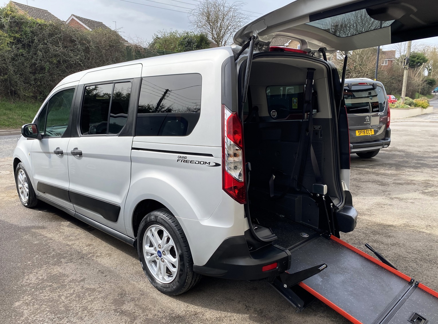 Ford Grand Tourneo 1.5 Zetec 2020/69