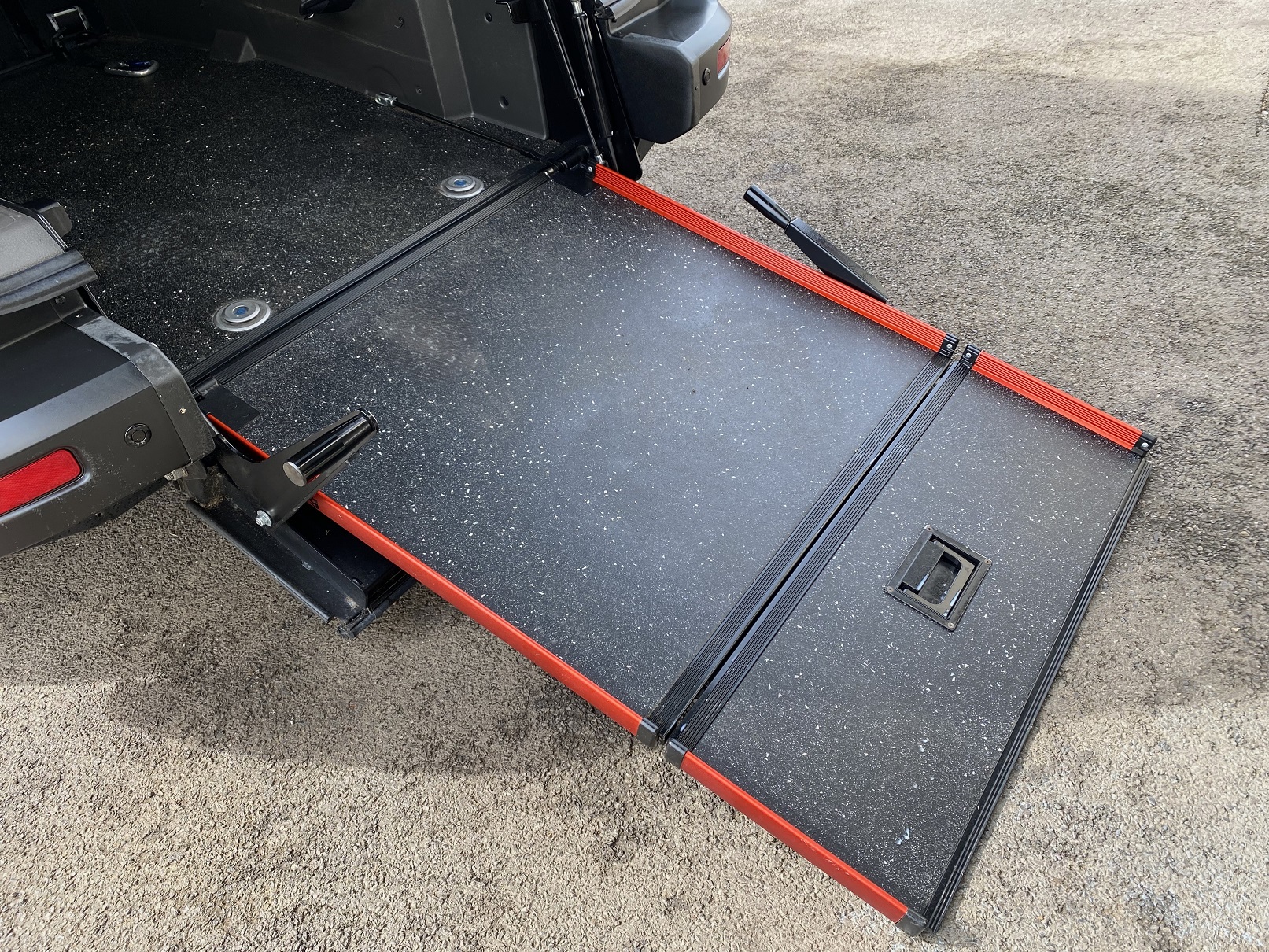 Ford Grand Tourneo Connect WAV Vehicle SH69 DTN (2) Used WAV Ford Grand Tourneo Connect 5 Seat Disabled Access WAV Cars For Sale Bristol Wheelchair Accessible Vehicles Used For Sale Somerset Devon Dorset Bath SH69 DTN 2