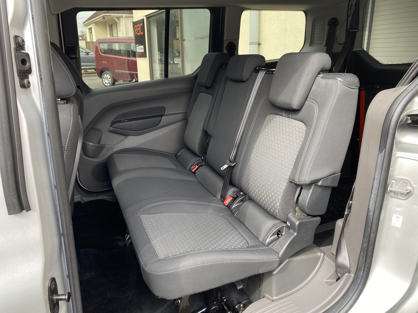 Ford Grand Tourneo Connect WAV Vehicle SH69 DTN (20) Used WAV Ford Grand Tourneo Connect 5 Seat Disabled Access WAV Cars For Sale Bristol Wheelchair Accessible Vehicles Used For Sale Somerset Devon Dorset Bath SH69 DTN 20