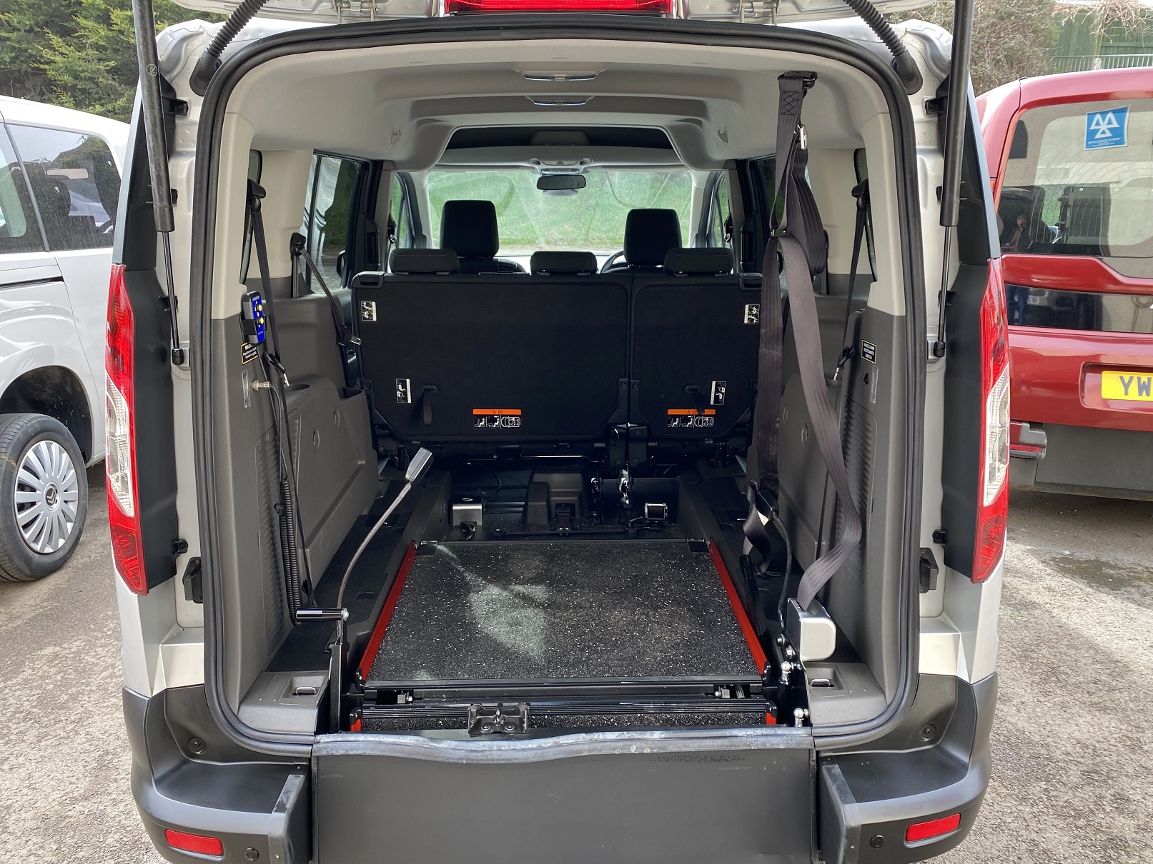 Ford Grand Tourneo Connect WAV Vehicle SH69 DTN (3) Used WAV Ford Grand Tourneo Connect 5 Seat Disabled Access WAV Cars For Sale Bristol Wheelchair Accessible Vehicles Used For Sale Somerset Devon Dorset Bath SH69 DTN 3