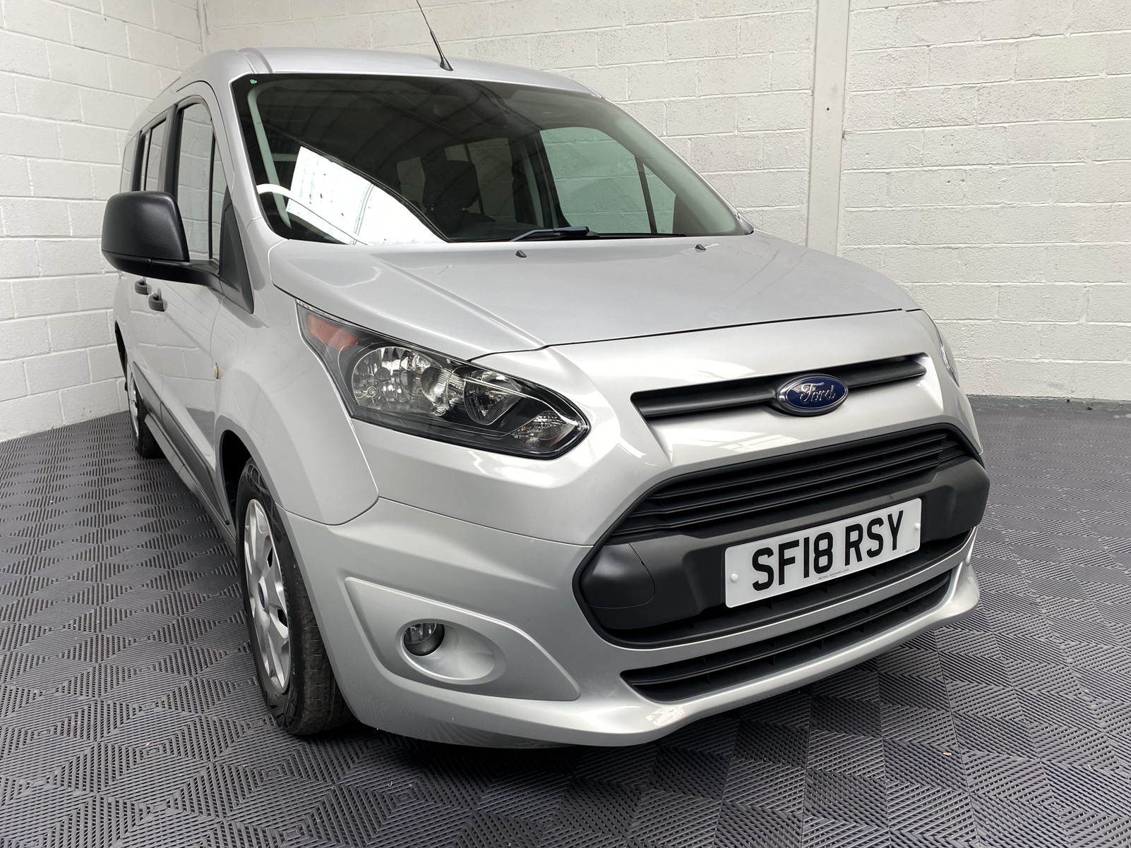 Ford Grand Tourneo WAV SF18 RSY (2) Used WAV Ford Grand Tourneo Connect 5 Seat Disabled Access WAV Cars For Sale Bristol Wheelchair Accessible Vehicles Used For Sale Somerset Devon Dorset Bath SF18 RSY 2