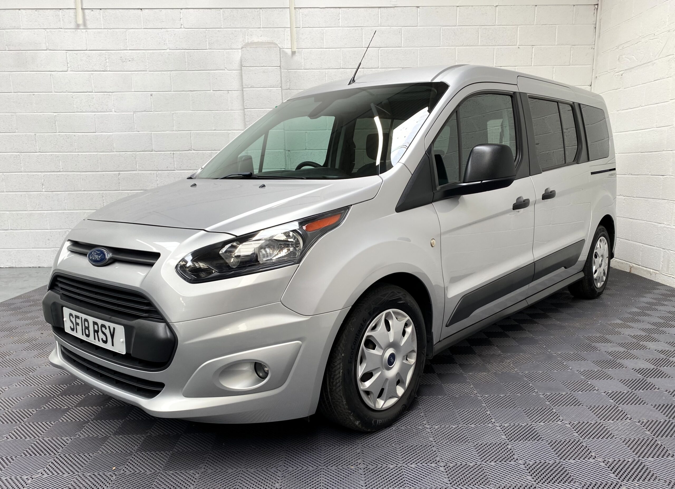 Ford Grand Tourneo WAV SF18 RSY (4) Used WAV Ford Grand Tourneo Connect 5 Seat Disabled Access WAV Cars For Sale Bristol Wheelchair Accessible Vehicles Used For Sale Somerset Devon Dorset Bath SF18 RSY 4