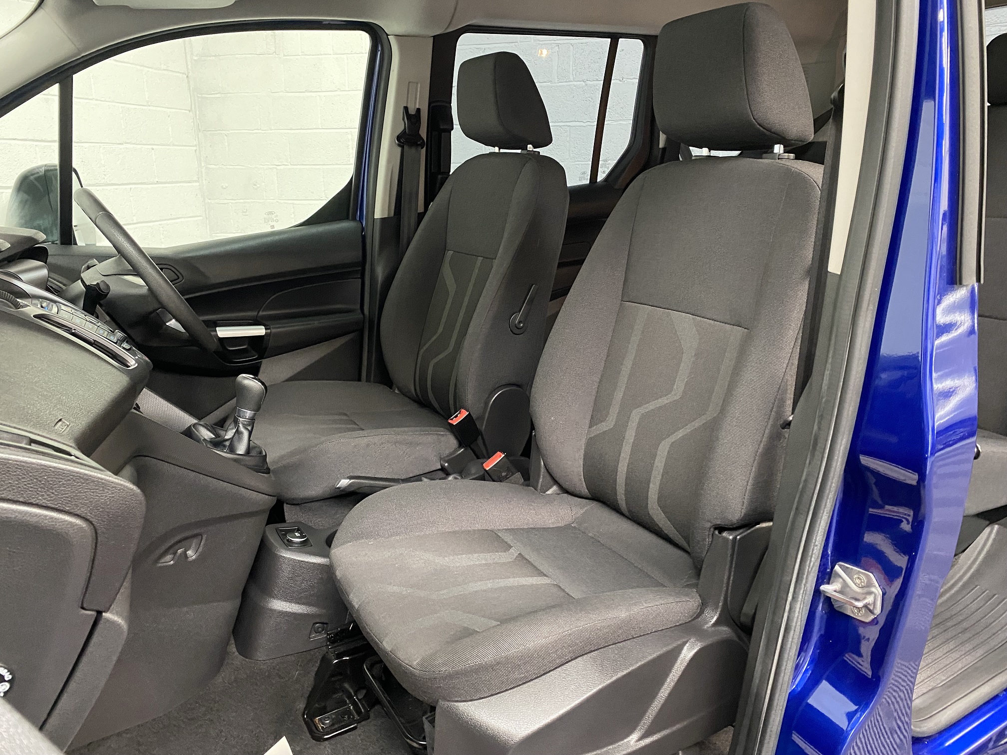 Used Ford Tourneo WAV Cars For Sale Bristol Wheelchair Accessible Vehicles Used For Sale Somerset Devon Dorset Bath BG17 WMK.