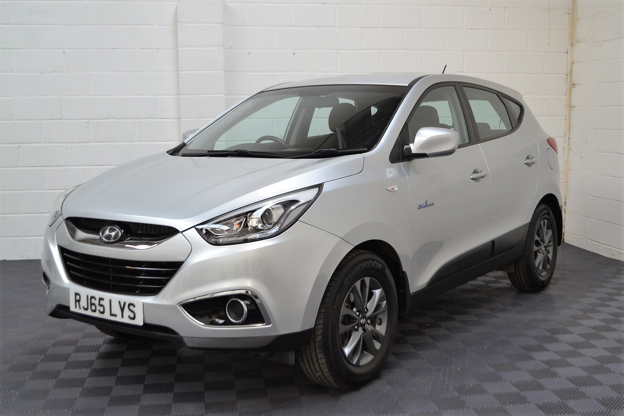 Used Hyundai IX35 For Sale at Michael Harraway Cars in Weston super Mare.1