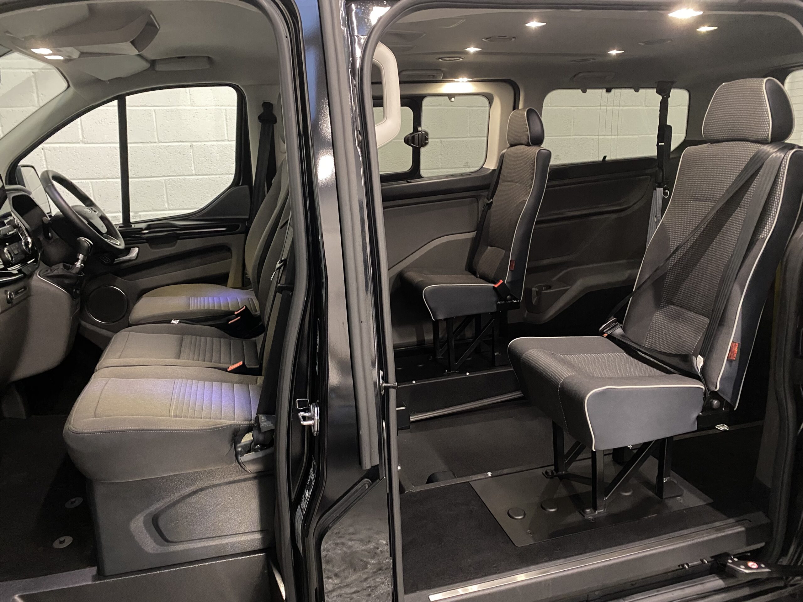 Ford Tourneo Custom 320 Titanium ECOBLUE 2020/20