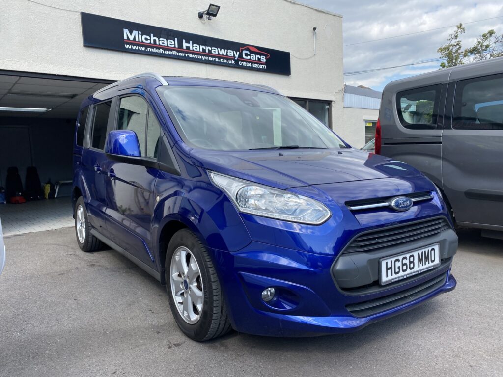 Ford Tourneo Connect 1.0 EcoBoost Petrol Titanium 2018/68