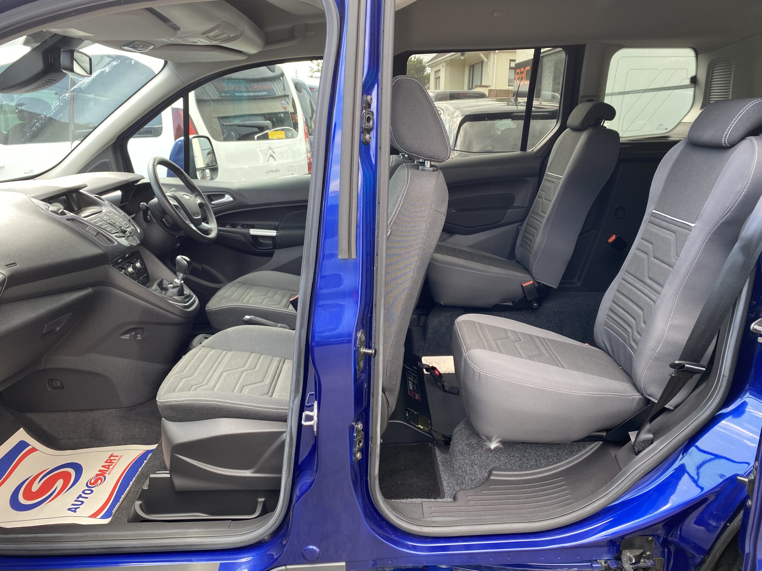 Ford Tourneo Connect 1.0 EcoBoost Petrol Titanium 2018/68