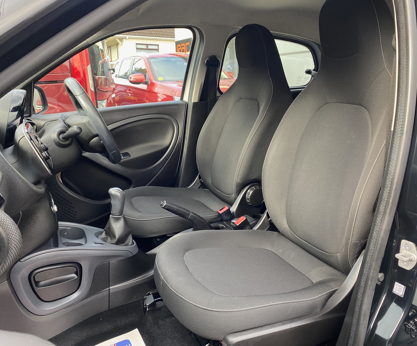 Used Smart Forfour for sale at michael harraway cars in weston super mare KY66 EXX 123