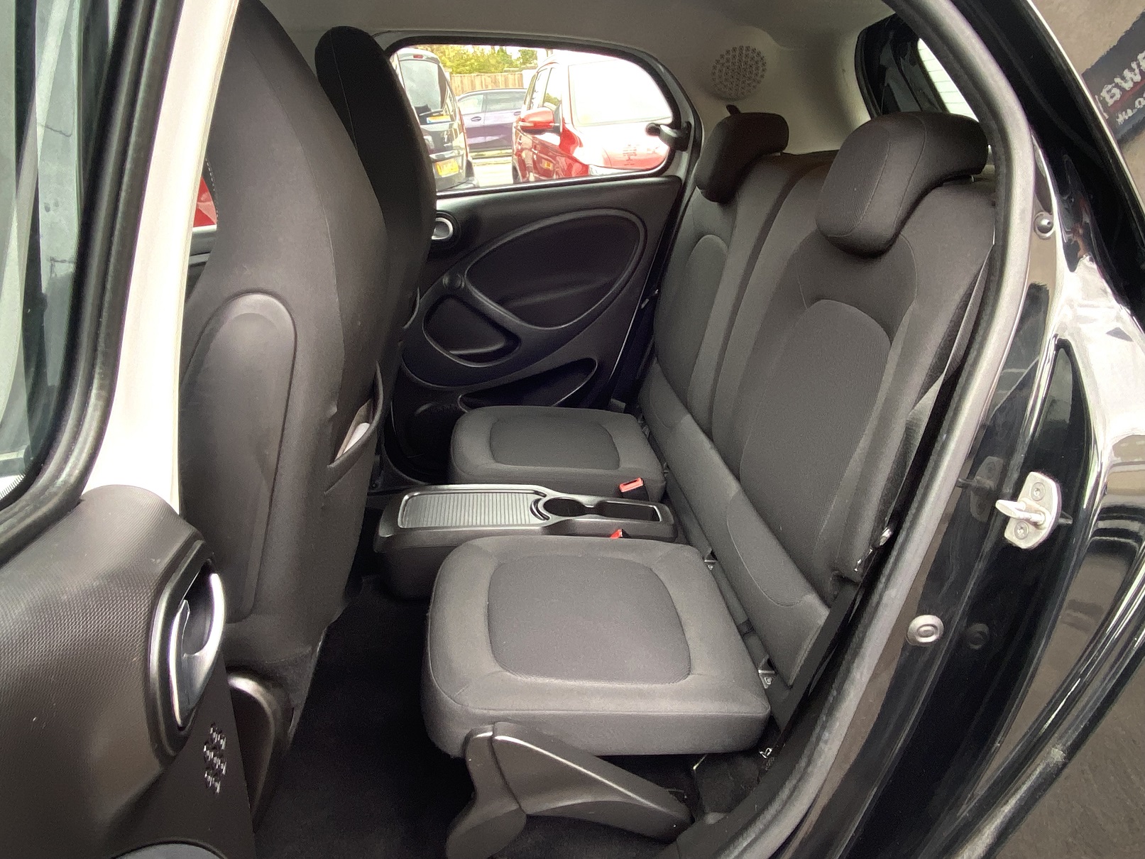 Used Smart Forfour for sale at michael harraway cars in weston super mare KY66 EXX 125