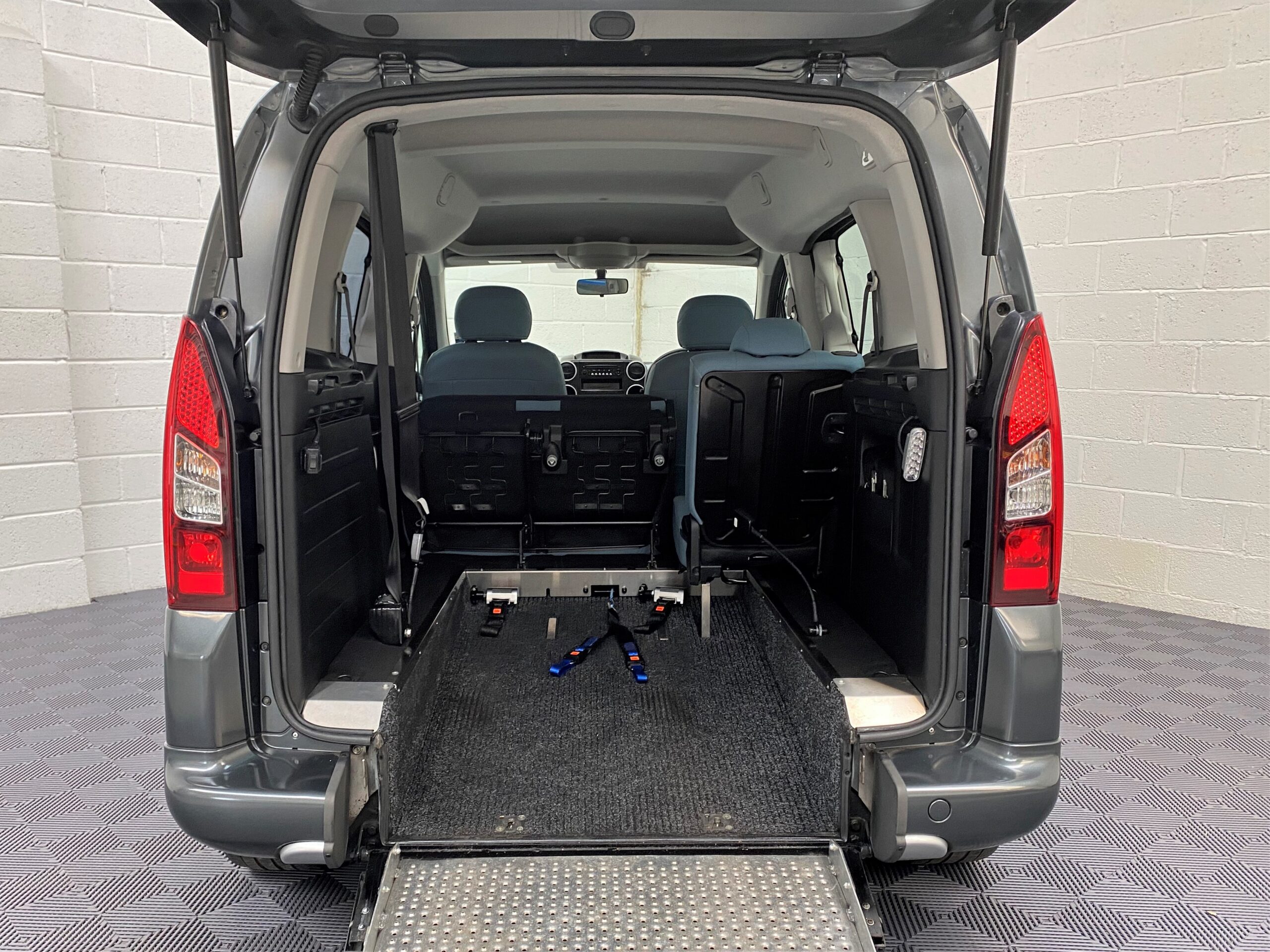 Used Citroen Berlingo WAV Cars For Sale Bristol Wheelchair Accessible Vehicles Used For Sale Somerset Devon Dorset Bath NK15 CYE 3