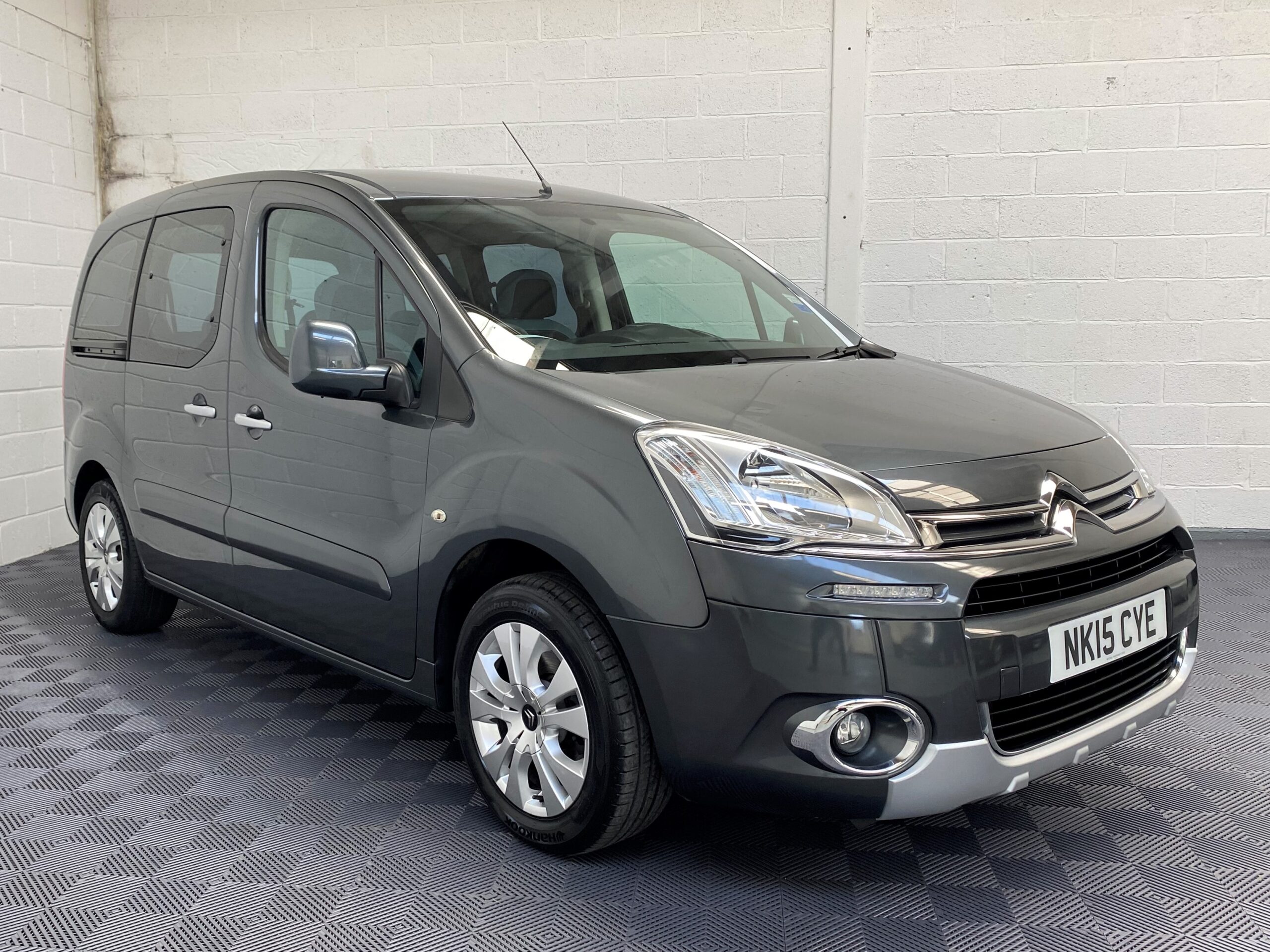 Used Citroen Berlingo WAV Cars For Sale Bristol Wheelchair Accessible Vehicles Used For Sale Somerset Devon Dorset Bath NK15 CYE 5