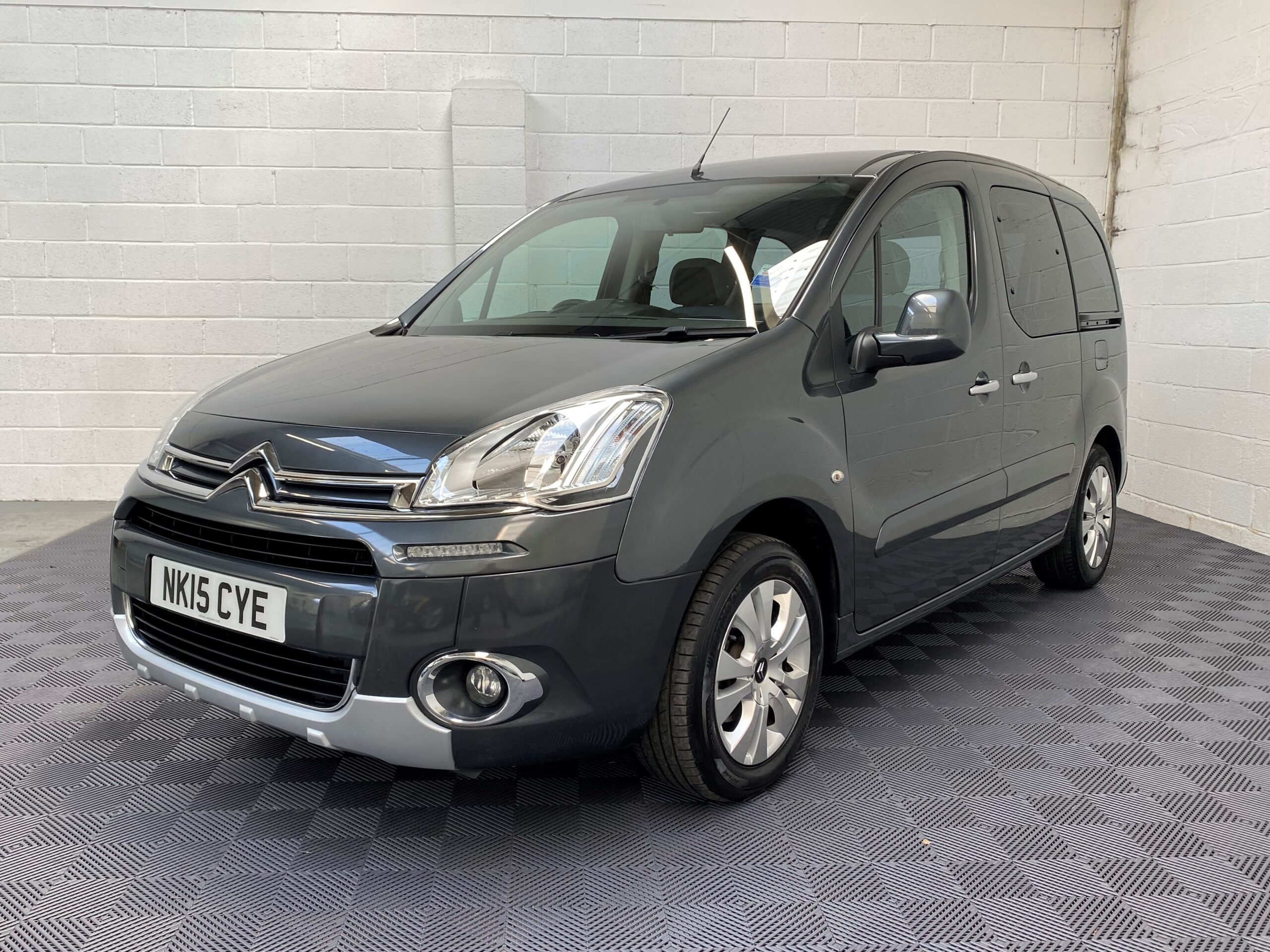 Used Citroen Berlingo WAV Cars For Sale Bristol Wheelchair Accessible Vehicles Used For Sale Somerset Devon Dorset Bath NK15 CYE 7
