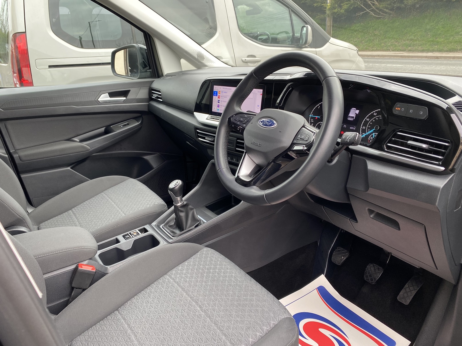 New Shape Ford Tourneo Connect WAV SD73 NUW (13) Used WAV Ford Tourneo Connect 3 Seat Disabled Access WAV Cars For Sale Bristol Wheelchair Accessible Vehicles Used For Sale Somerset Devon Dorset Bath SD73 NUV 13