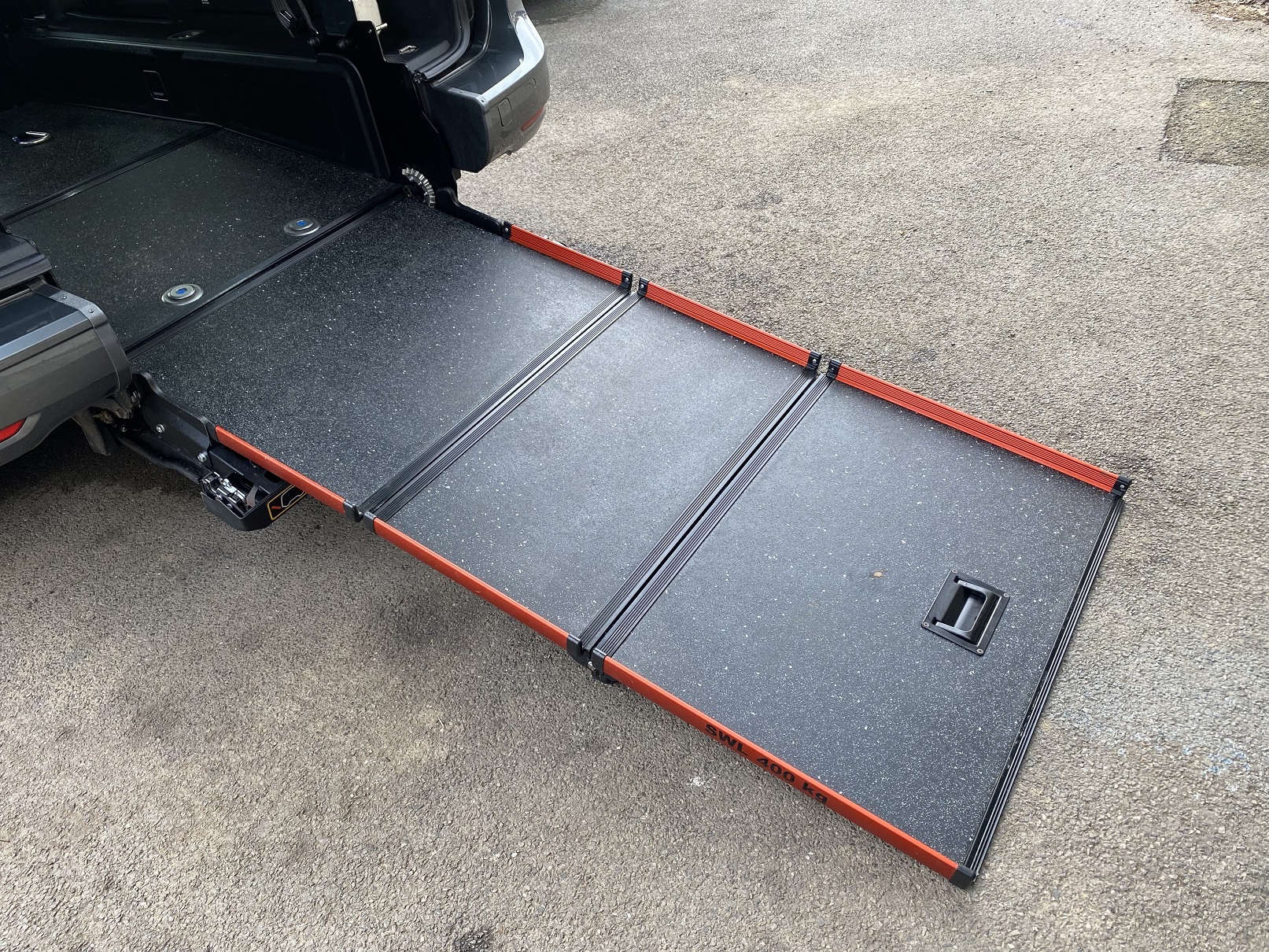 New Shape Ford Tourneo Connect WAV SD73 NUW (2) Used WAV Ford Tourneo Connect 3 Seat Disabled Access WAV Cars For Sale Bristol Wheelchair Accessible Vehicles Used For Sale Somerset Devon Dorset Bath SD73 NUV 2