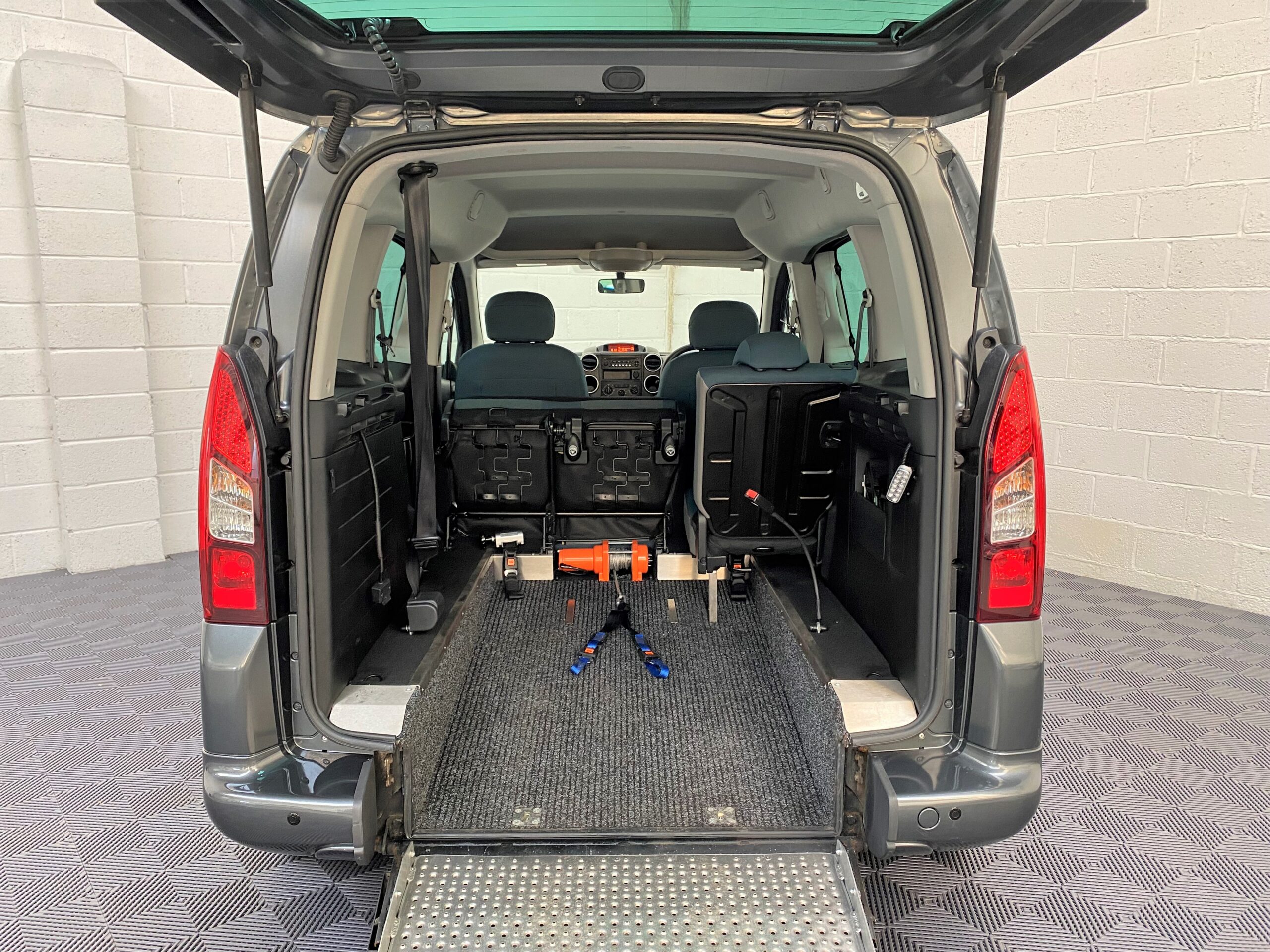 Used Citroen Berlingo WAV Cars For Sale Bristol Wheelchair Accessible Vehicles Used For Sale Somerset Devon Dorset Bath NK17 DKE 15