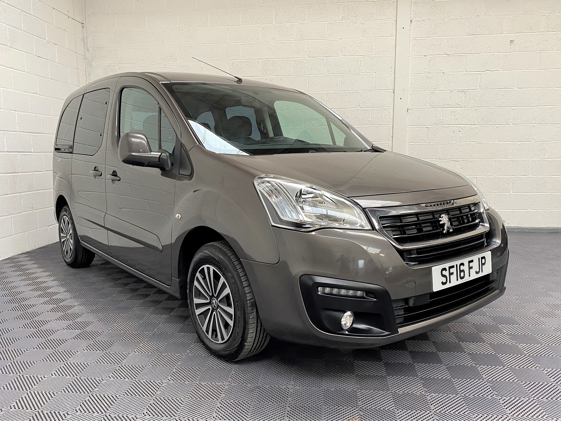 Used Peugeot Partner Petrol WAV Cars For Sale Bristol Wheelchair Accessible Vehicles Used For Sale Somerset Devon Dorset Bath SF16 FJP 11