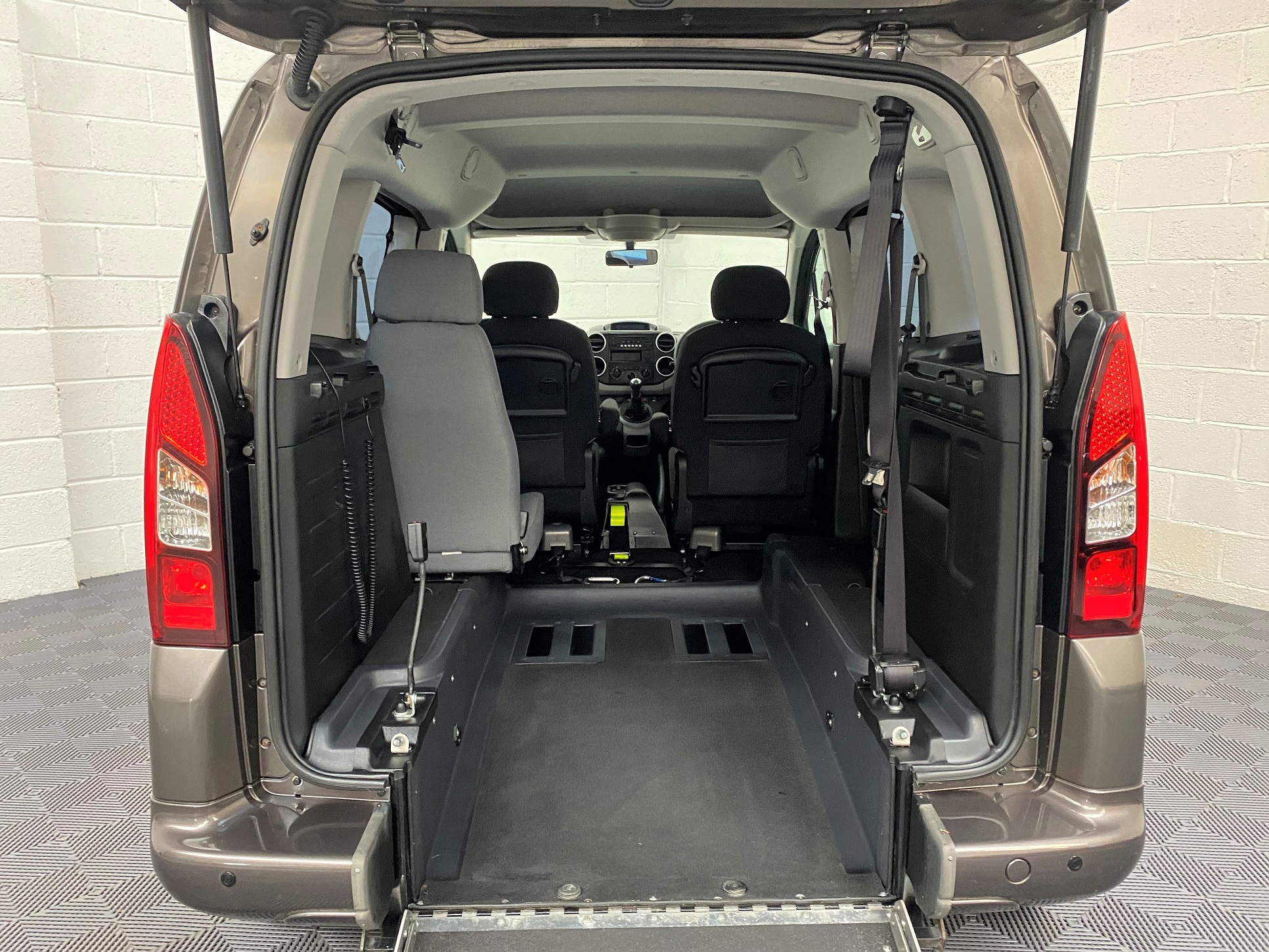 Used Peugeot Partner Petrol WAV Cars For Sale Bristol Wheelchair Accessible Vehicles Used For Sale Somerset Devon Dorset Bath SF16 FJP 2