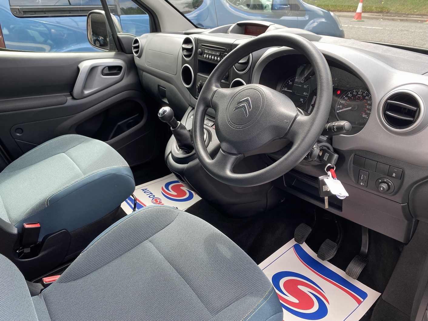 Used WAV Petrol Citroen Berlingo Disabled Access WAV Cars For Sale Bristol Wheelchair Accessible Vehicles Used For Sale Somerset Devon Dorset Bath NK18 CMV 19