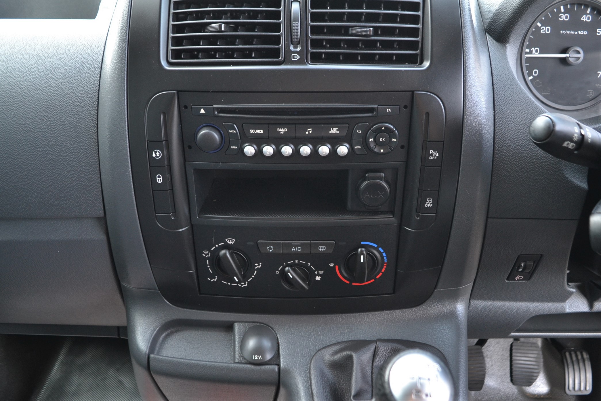 Used Peugeot Expert WAV Cars For Sale Bristol Wheelchair Accessible Vehicles Used For Sale Somerset Devon Dorset Bath YN15 FVC 7