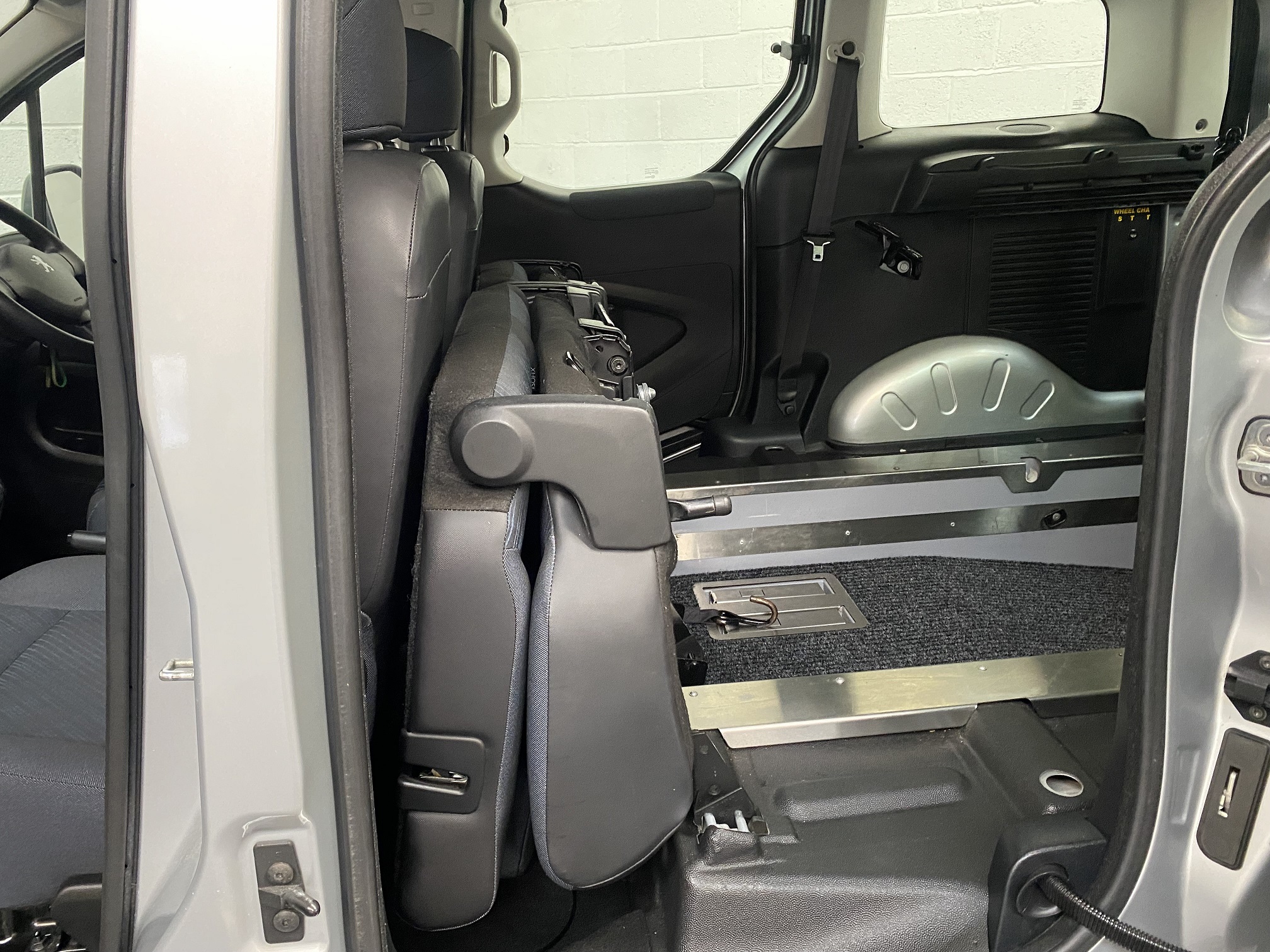 Used Peugeot Partner Petrol 5 Seat WAV Cars For Sale Bristol Wheelchair Accessible Vehicles Used For Sale Somerset Devon Dorset Bath SF60 BOH 17