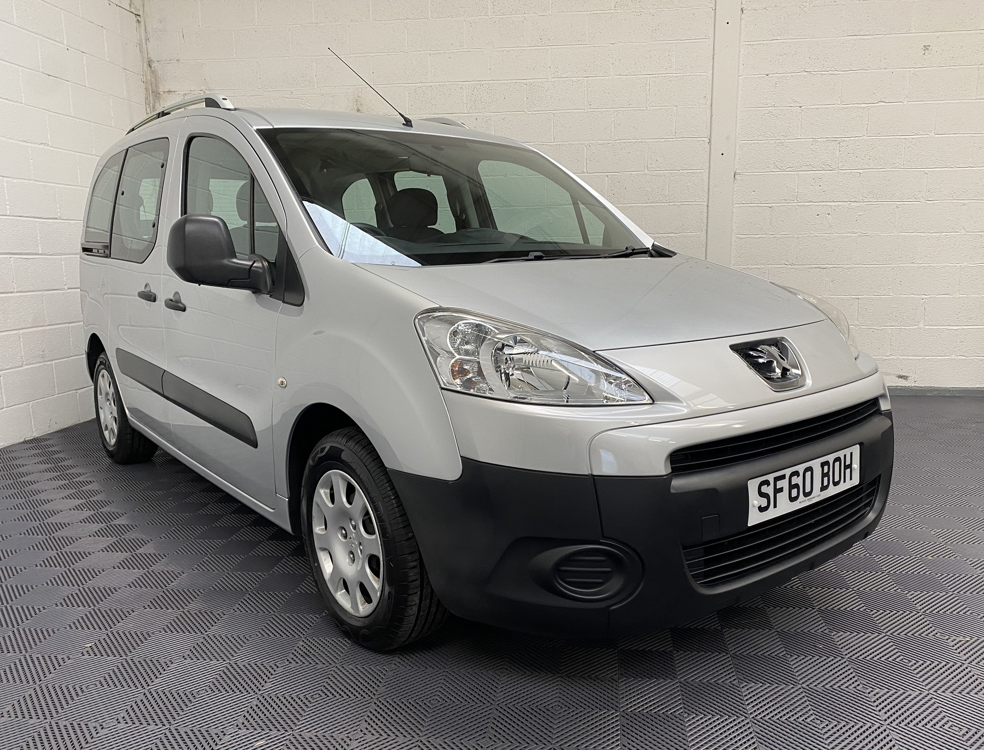 Used Peugeot Partner Petrol 5 Seat WAV Cars For Sale Bristol Wheelchair Accessible Vehicles Used For Sale Somerset Devon Dorset Bath SF60 BOH 19