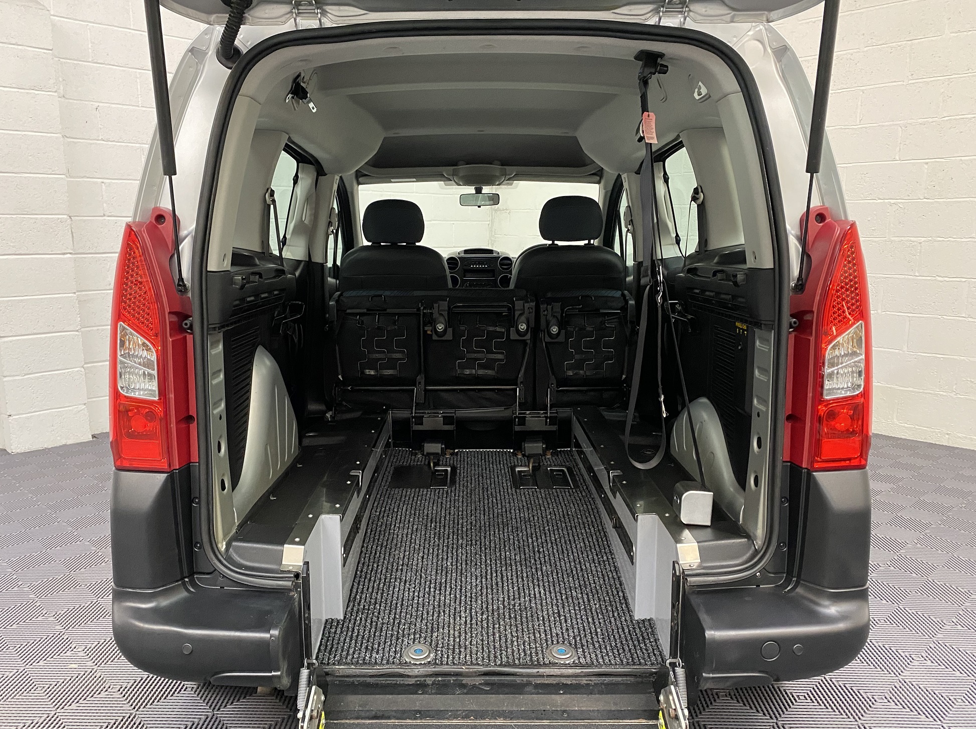 Used Peugeot Partner Petrol 5 Seat WAV Cars For Sale Bristol Wheelchair Accessible Vehicles Used For Sale Somerset Devon Dorset Bath SF60 BOH 7