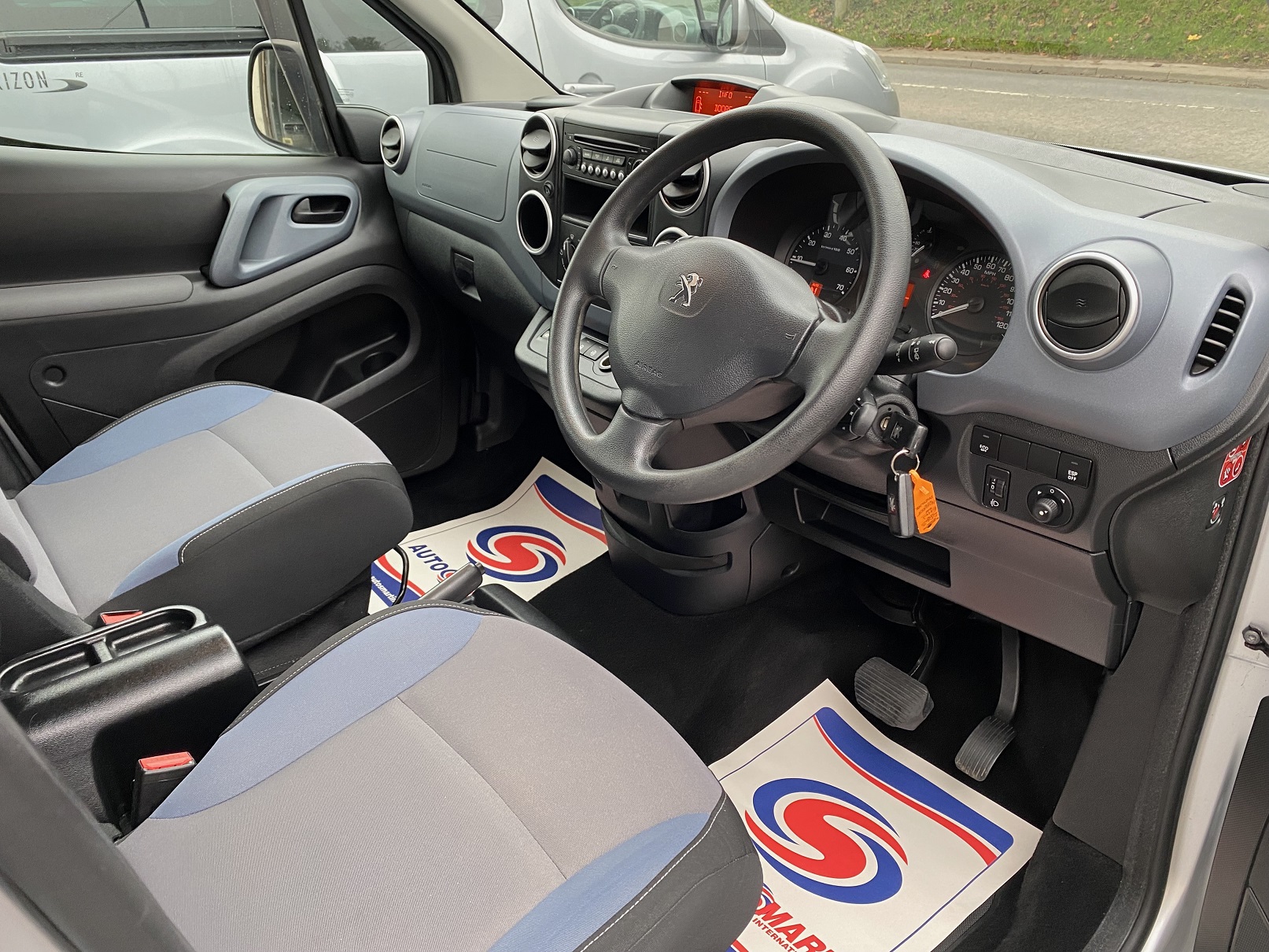 Peugeot Partner Tepee S e-HDi Auto 2013/63