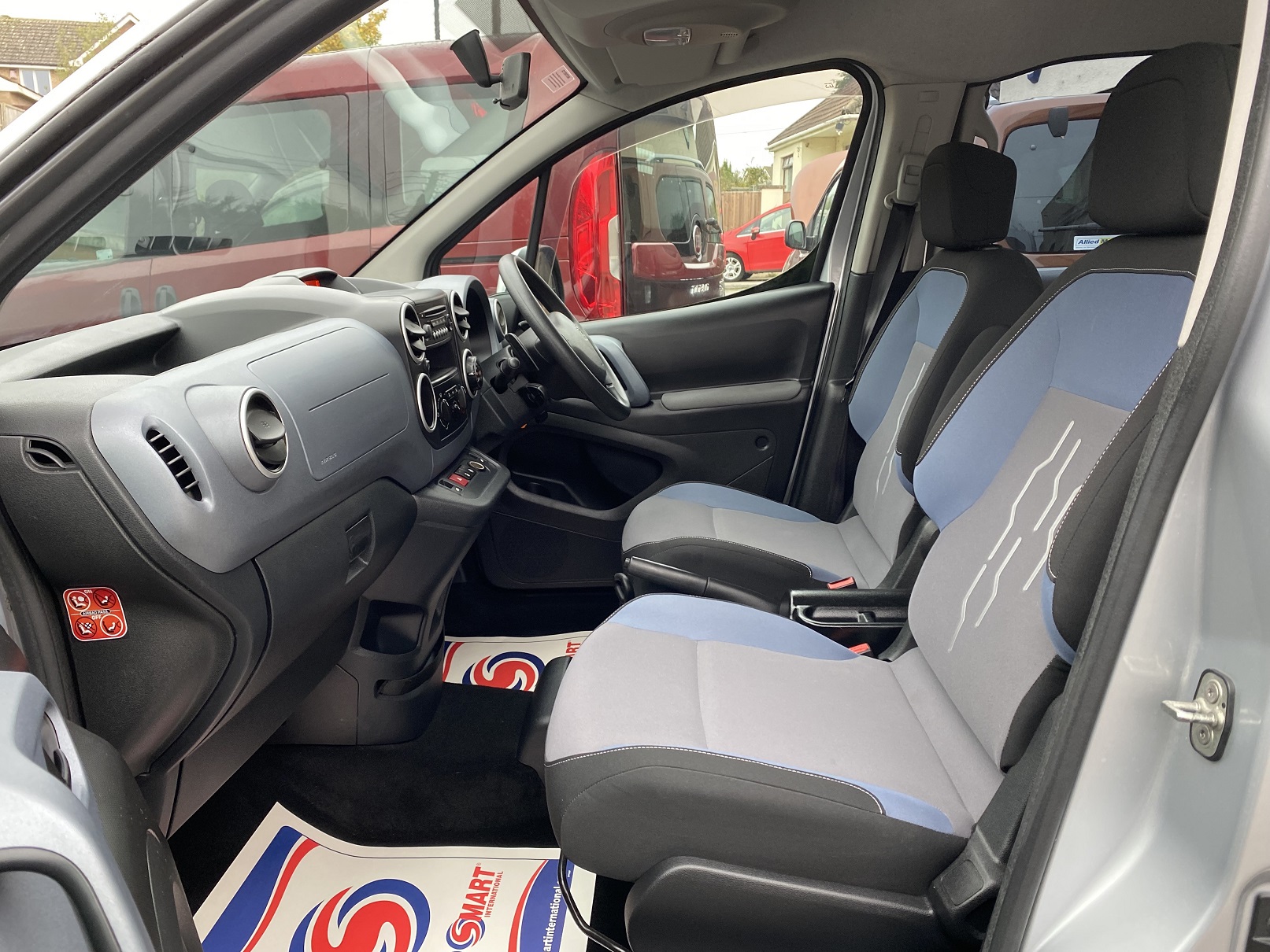 Peugeot Partner Tepee S e-HDi Auto 2013/63