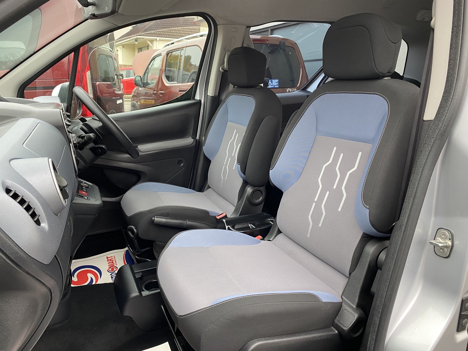 Peugeot Partner Tepee S e-HDi Auto 2013/63