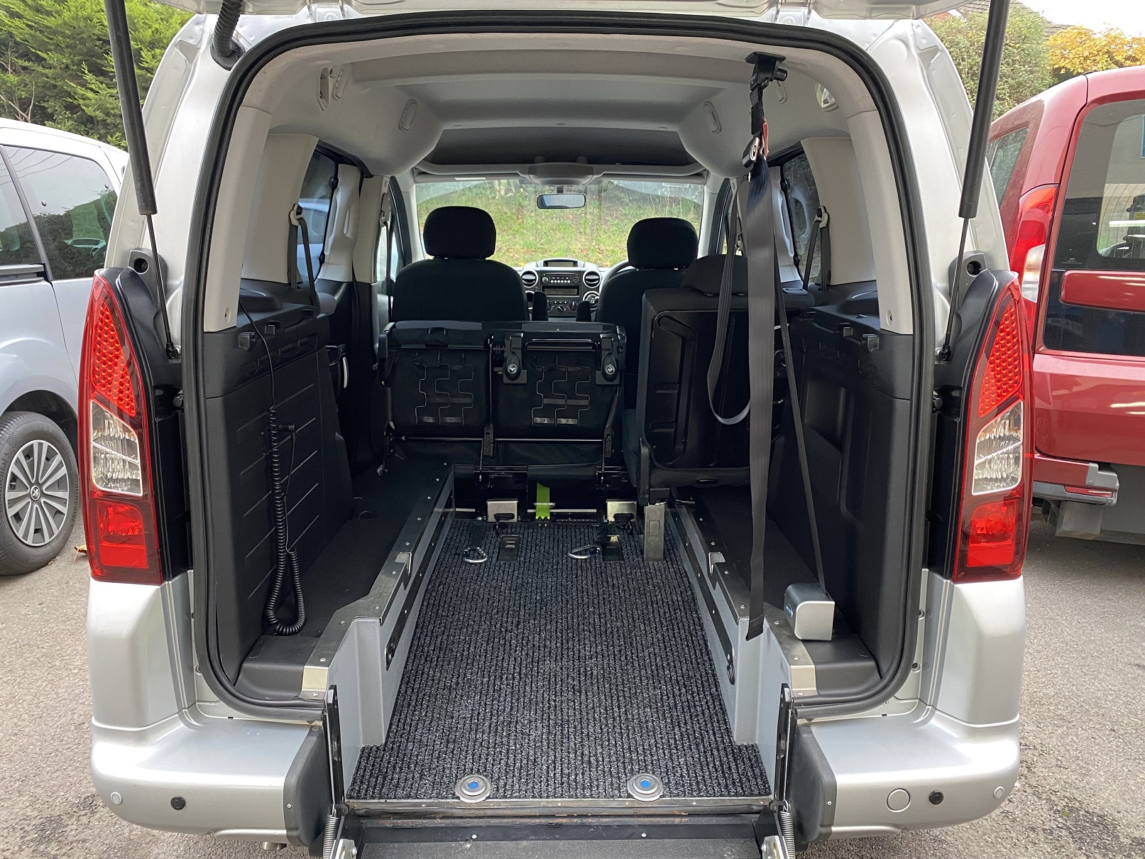 Peugeot Partner Tepee S e-HDi Auto 2013/63