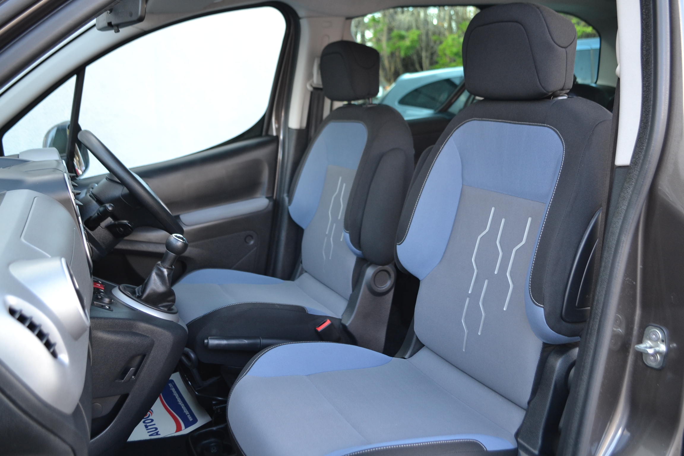 Used Peugeot Partner WAV Cars For Sale Bristol Wheelchair Accessible Vehicles Used For Sale Somerset Devon Dorset Bath WO16 HNH 33