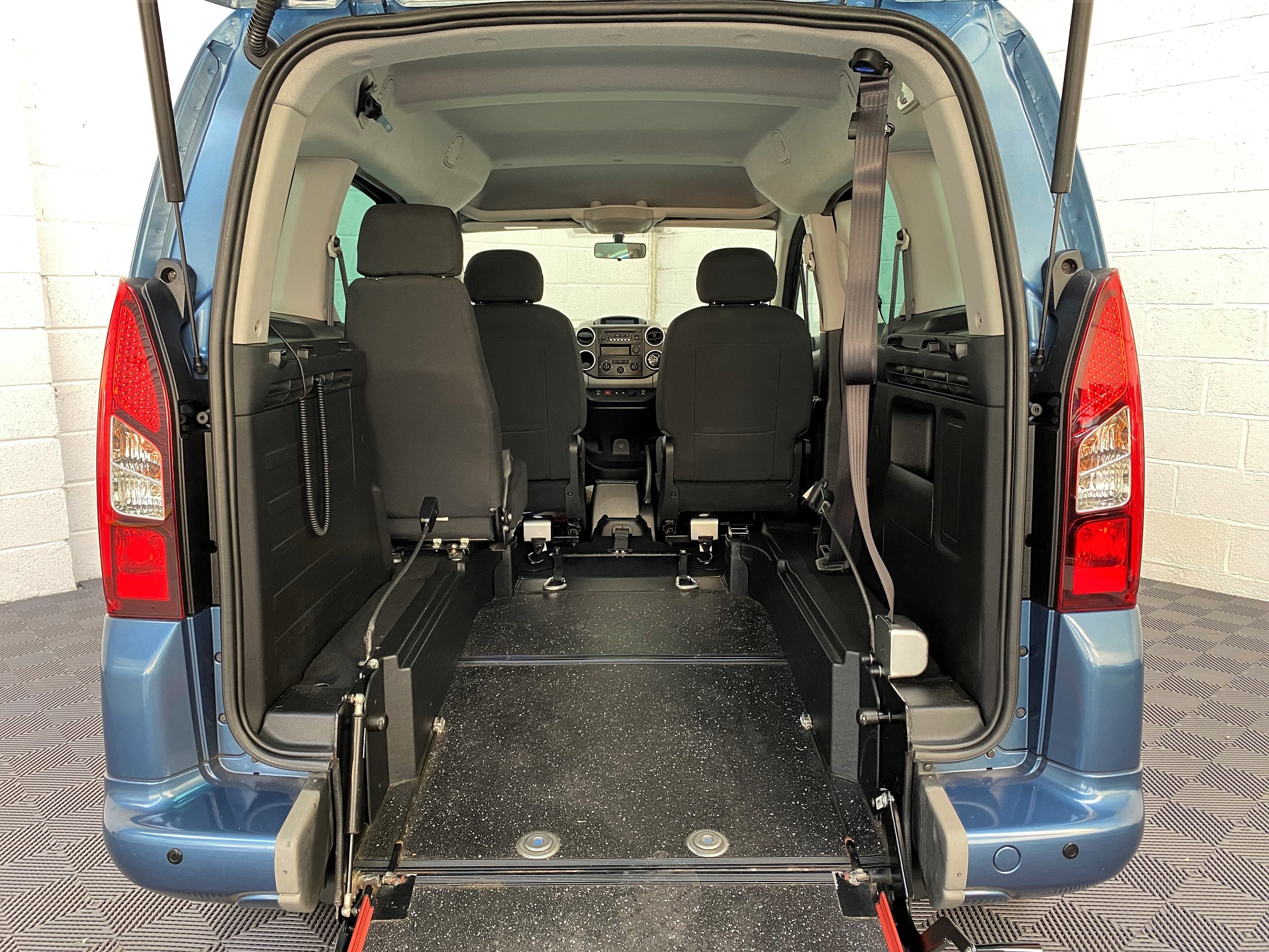 Used Peugeot Partner Auto WAV Cars For Sale Bristol Wheelchair Accessible Vehicles Used For Sale Somerset Devon Dorset Bath SF18 HMZ 16