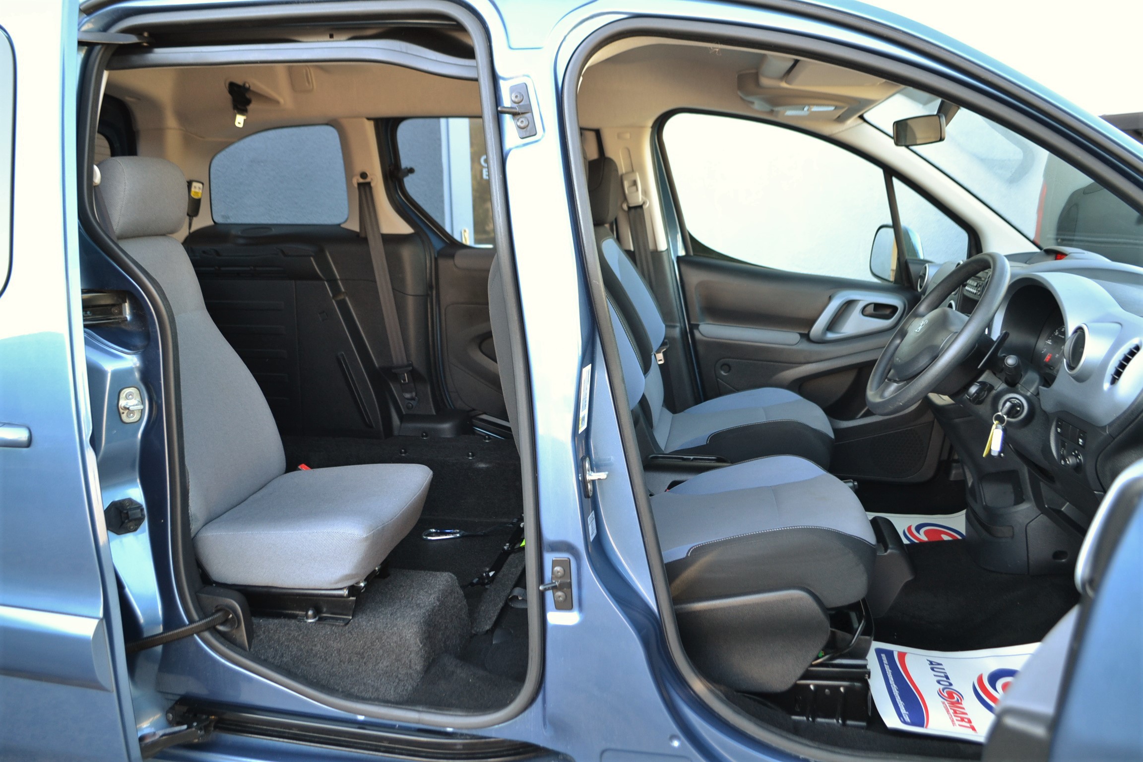 Used Peugeot Partner Auto WAV Cars For Sale Bristol Wheelchair Accessible Vehicles Used For Sale Somerset Devon Dorset Bath SF13 LKP 16