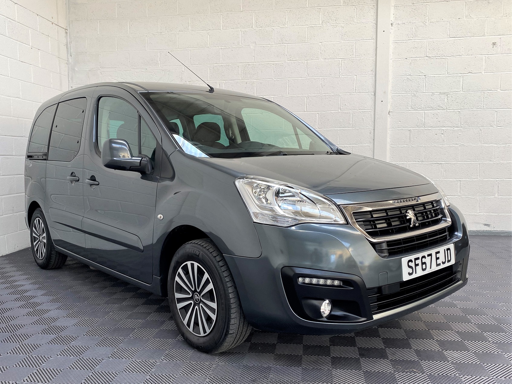 Used Peugeot Partner Auto WAV Cars For Sale Bristol Wheelchair Accessible Vehicles Used For Sale Somerset Devon Dorset Bath SF67 EJD 17