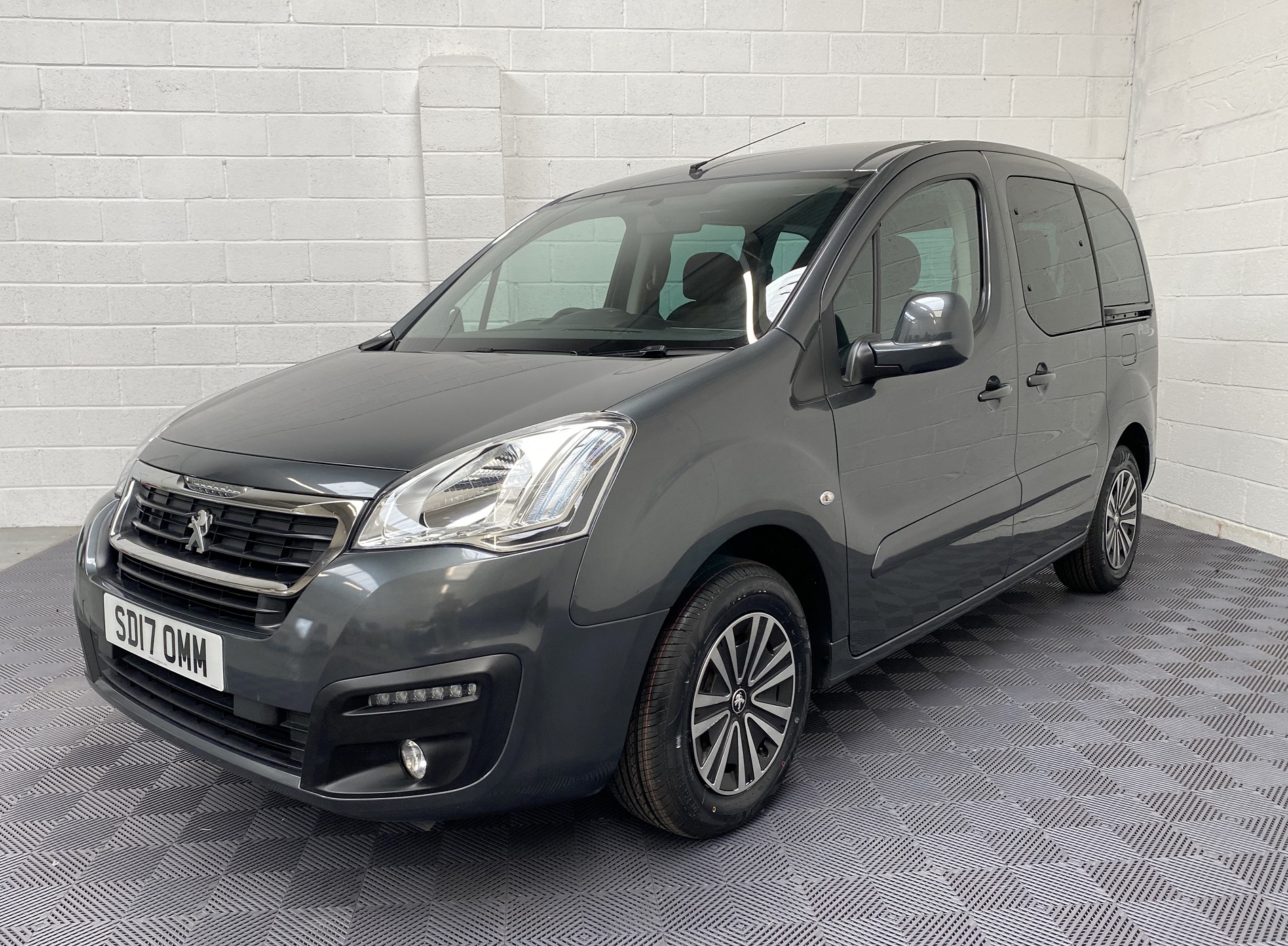 Used Peugeot Partner 3 Seat WAV Cars For Sale Bristol Wheelchair Accessible Vehicles Used For Sale Somerset Devon Dorset Bath SD17 OMM 3