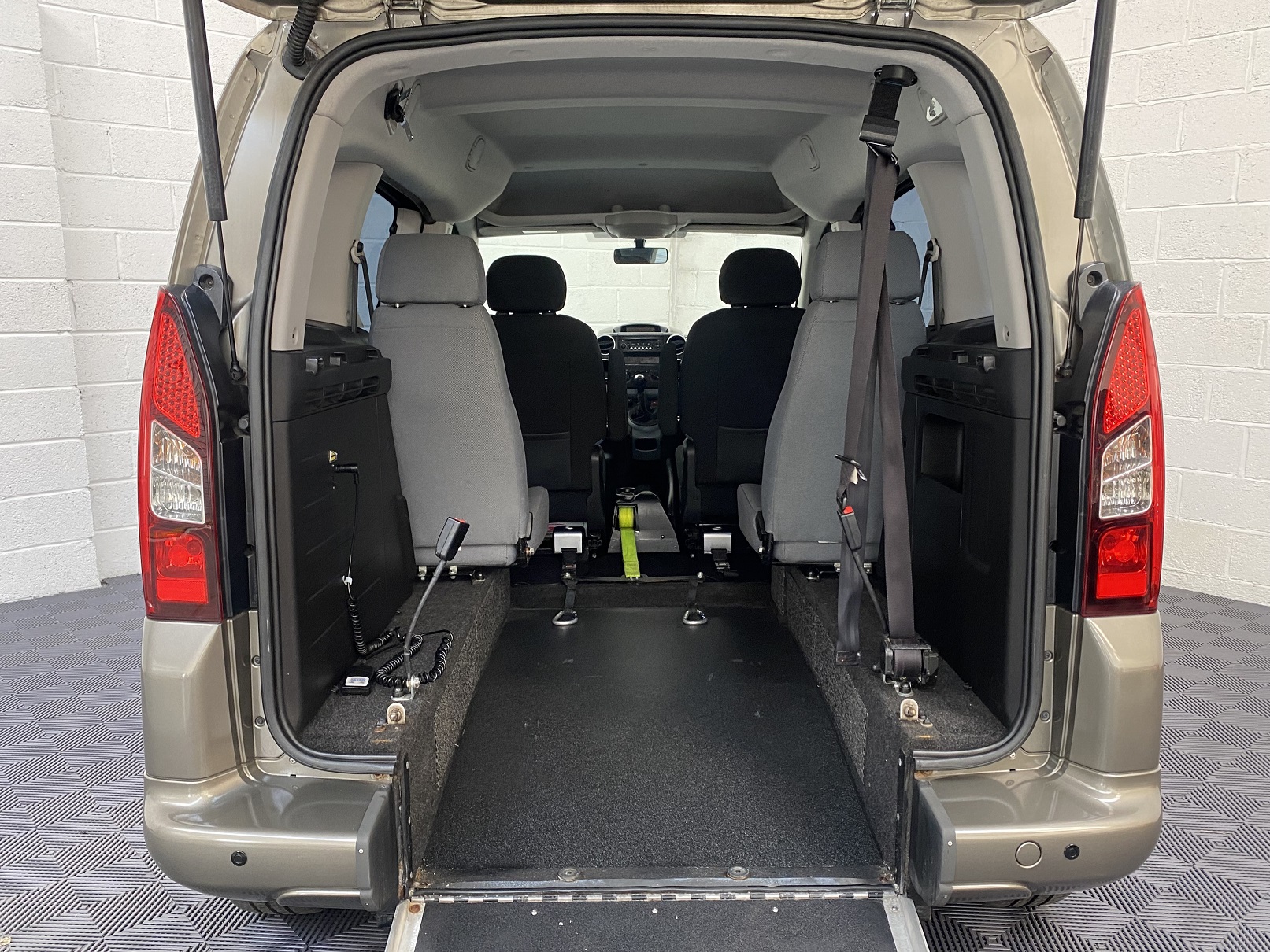 Used WAV Peugeot Partner Tepee 4 Seat Disabled Access WAV Cars For Sale Bristol Wheelchair Accessible Vehicles Used For Sale Somerset Devon Dorset Bath SG63 WGA 17