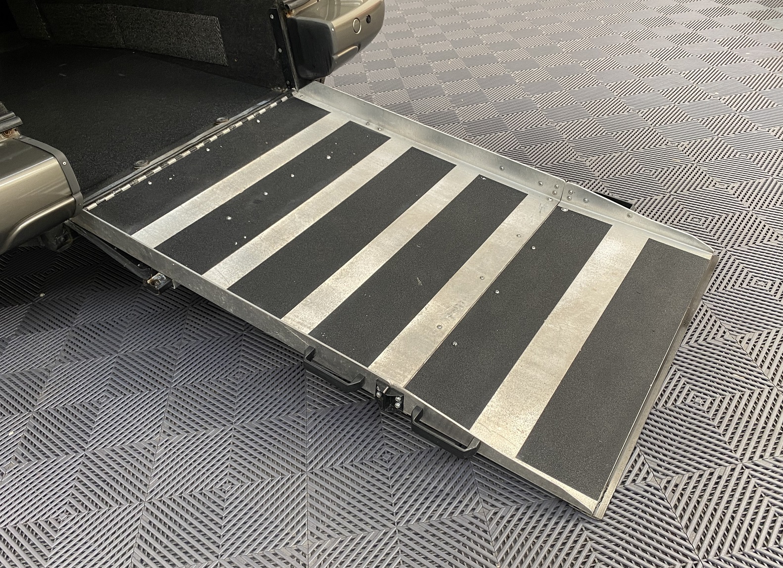 Used WAV Peugeot Partner Tepee 4 Seat Disabled Access WAV Cars For Sale Bristol Wheelchair Accessible Vehicles Used For Sale Somerset Devon Dorset Bath SG63 WGA 18