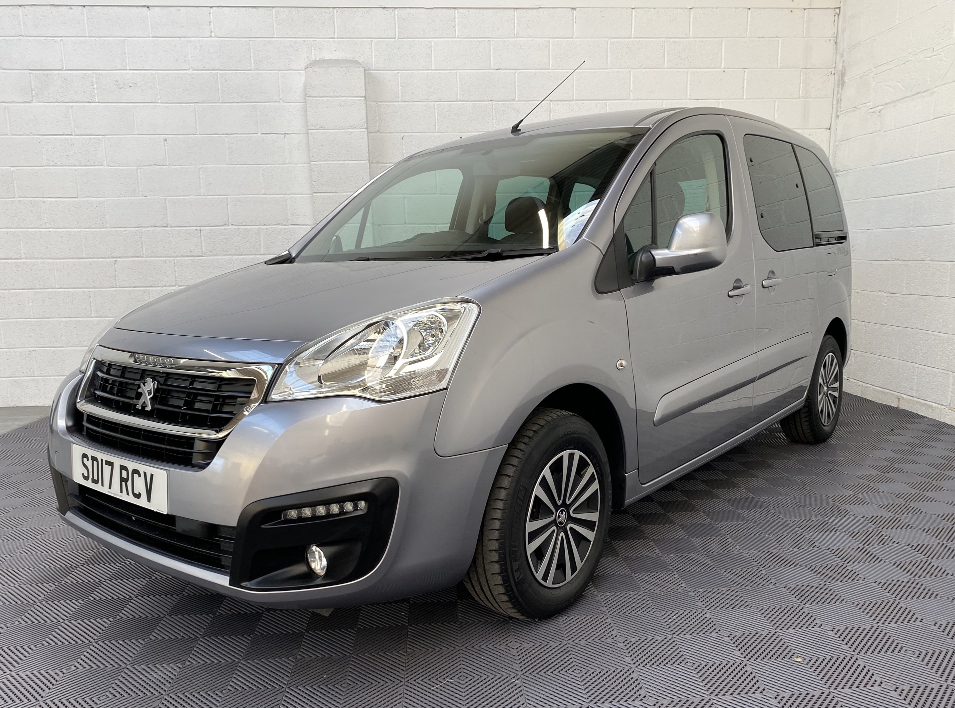 Used Peugeot Partner 3 Seat WAV Cars For Sale Bristol Wheelchair Accessible Vehicles Used For Sale Somerset Devon Dorset Bath SD17 RCV 4